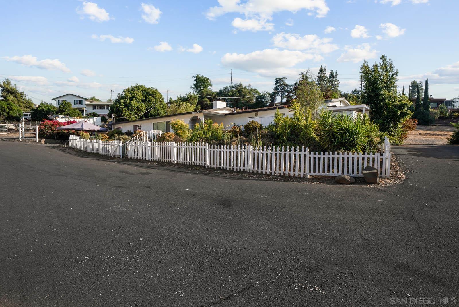 Front Image Thumbnail for SD2600290