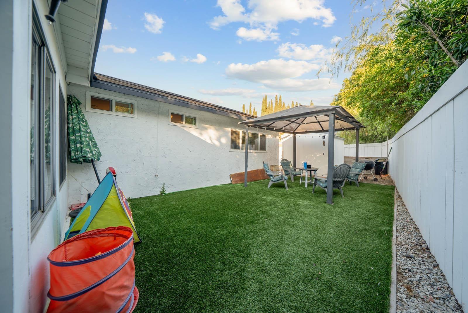 Detail Gallery Image 15 of 30 For 2297 1/2  Orchard Ave, El Cajon,  CA 92019 - 6 Beds | 4 Baths