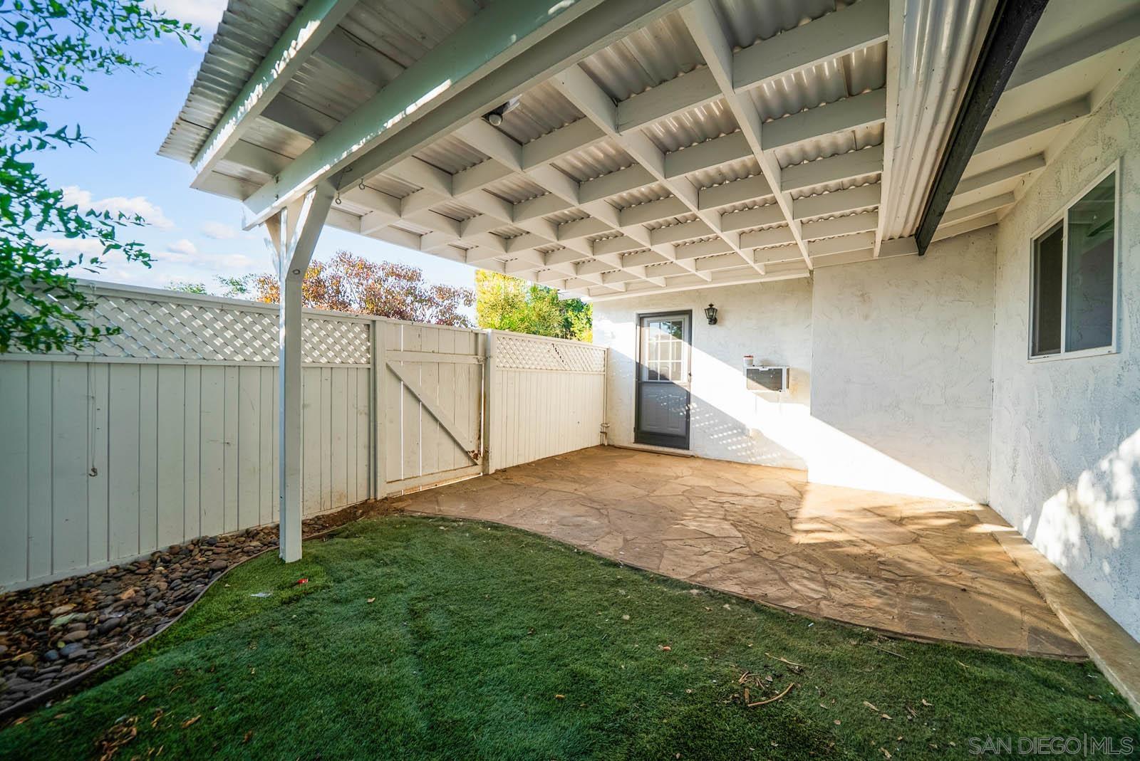 Detail Gallery Image 21 of 30 For 2297 1/2  Orchard Ave, El Cajon,  CA 92019 - 6 Beds | 4 Baths