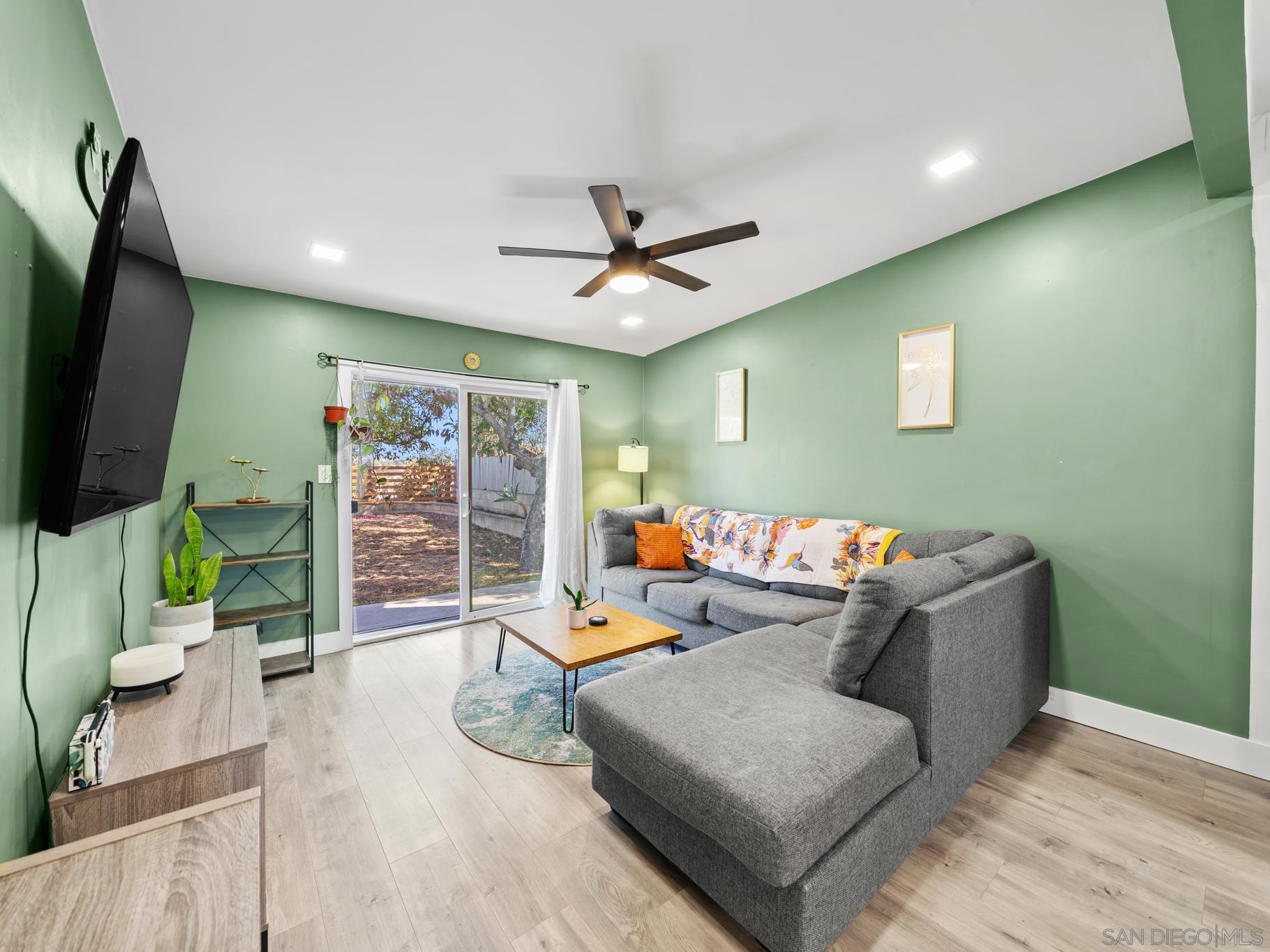 Detail Gallery Image 7 of 19 For 4259  View Place, San Diego,  CA 92115 - 3 Beds | 2 Baths