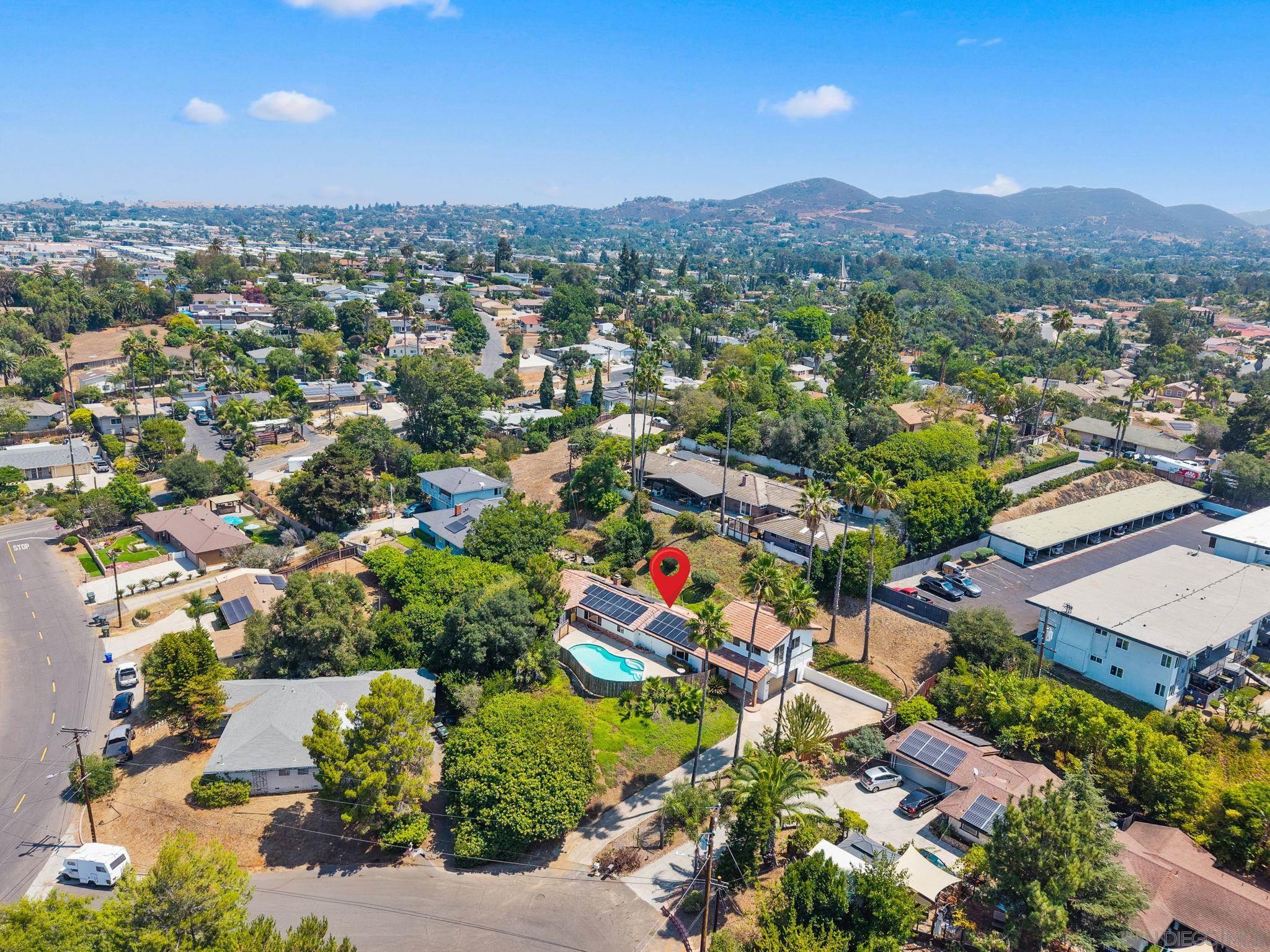 Detail Gallery Image 17 of 17 For 909  Donnan Place, Vista,  CA 92084 - 4 Beds | 4 Baths