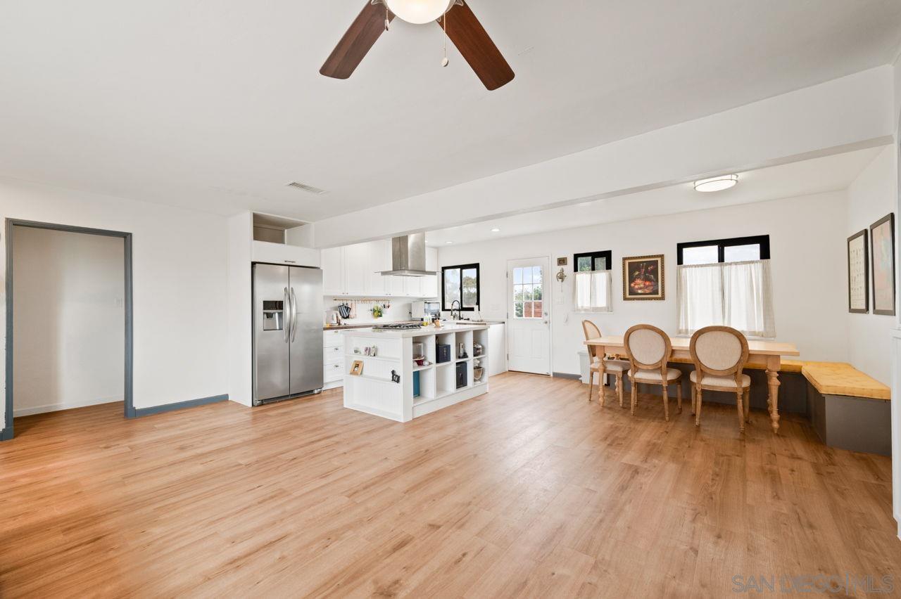 Detail Gallery Image 3 of 27 For 1803  Duval St, San Diego,  CA 92102 - 2 Beds | 1 Baths