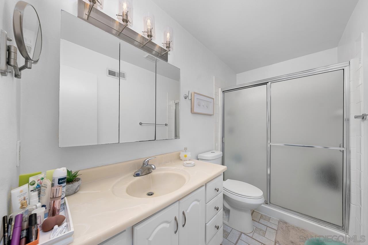 Detail Gallery Image 19 of 28 For 10366  Rochelle Ave, Santee,  CA 92071 - 3 Beds | 2/1 Baths