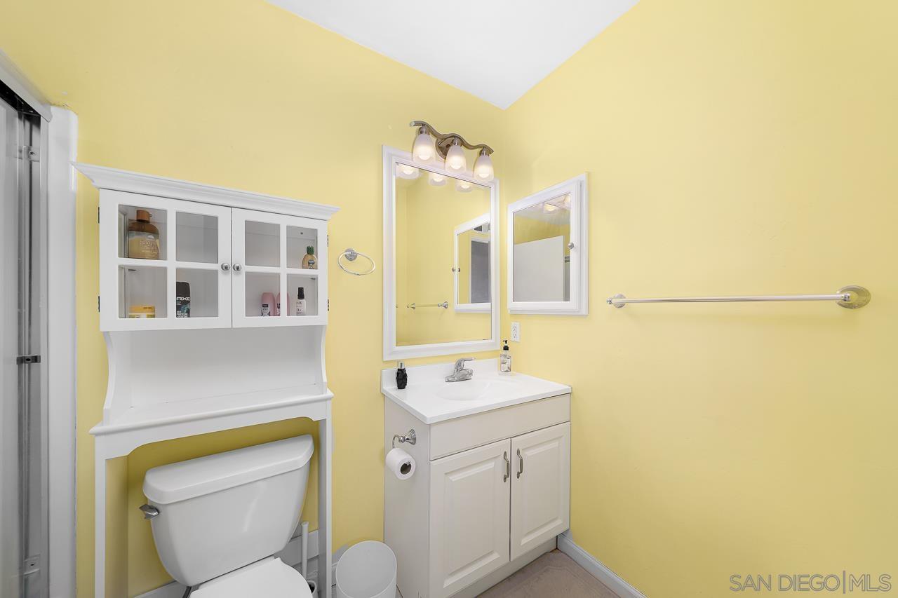 Detail Gallery Image 22 of 28 For 10366  Rochelle Ave, Santee,  CA 92071 - 3 Beds | 2/1 Baths