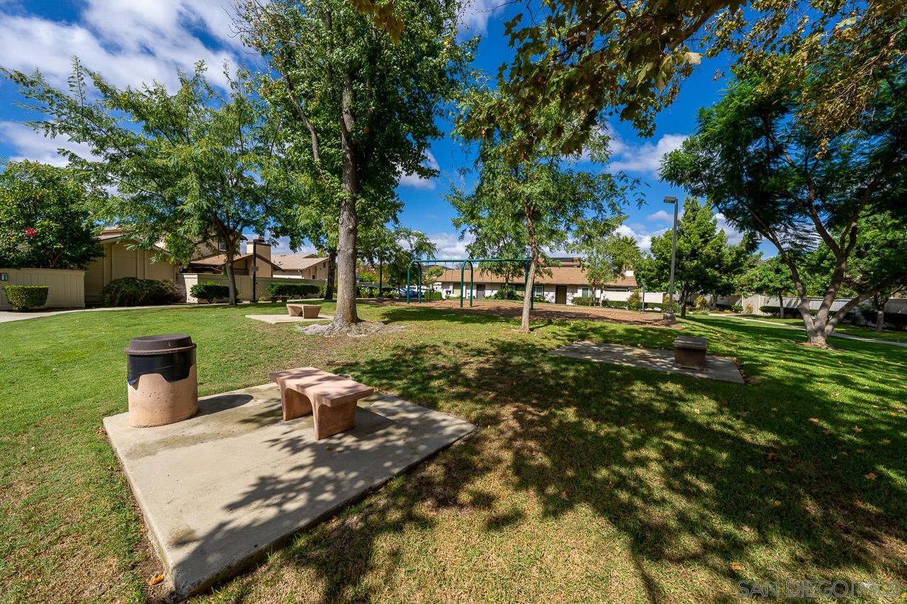 Detail Gallery Image 23 of 28 For 10366  Rochelle Ave, Santee,  CA 92071 - 3 Beds | 2/1 Baths