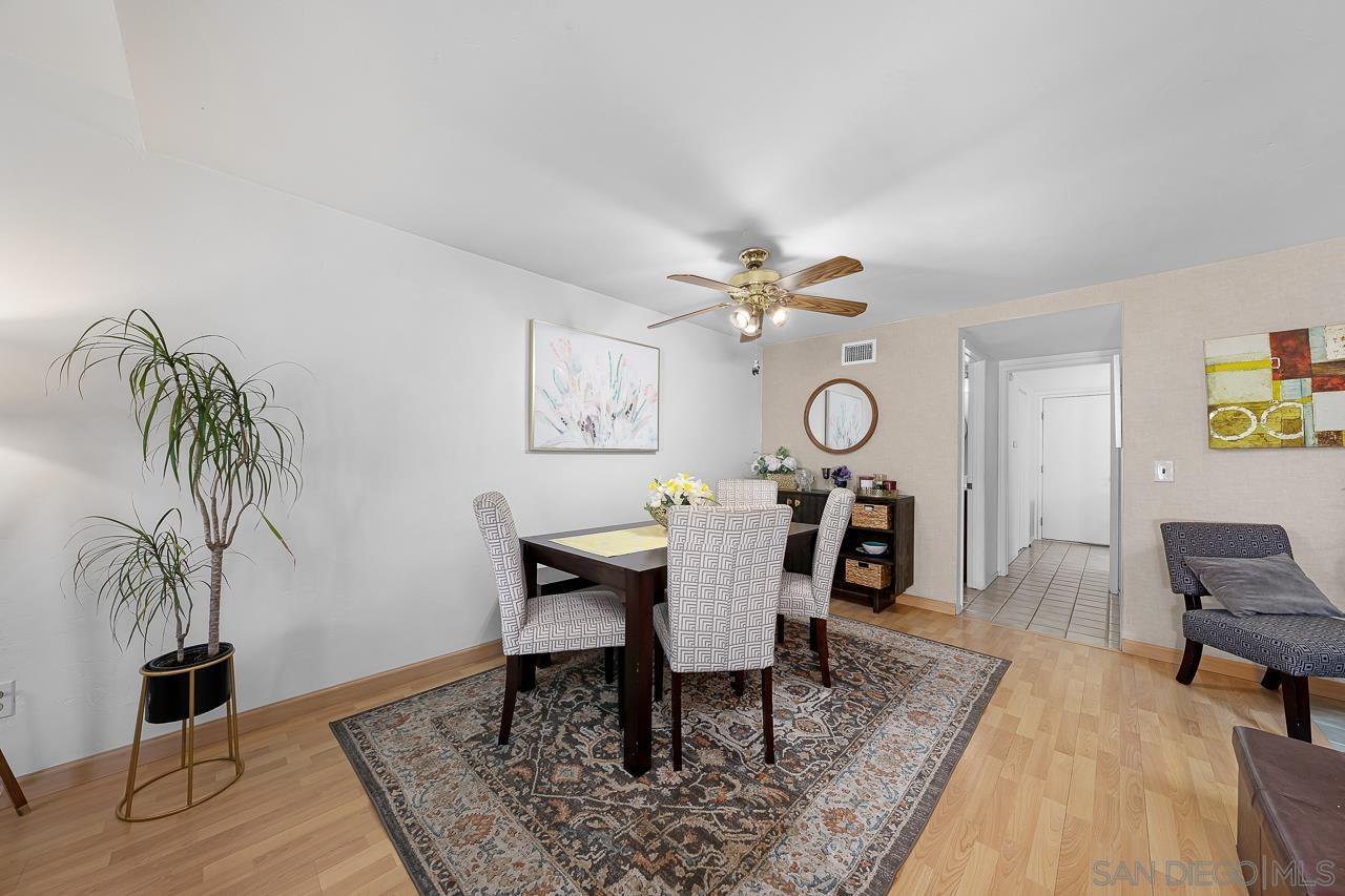 Detail Gallery Image 10 of 28 For 10366  Rochelle Ave, Santee,  CA 92071 - 3 Beds | 2/1 Baths