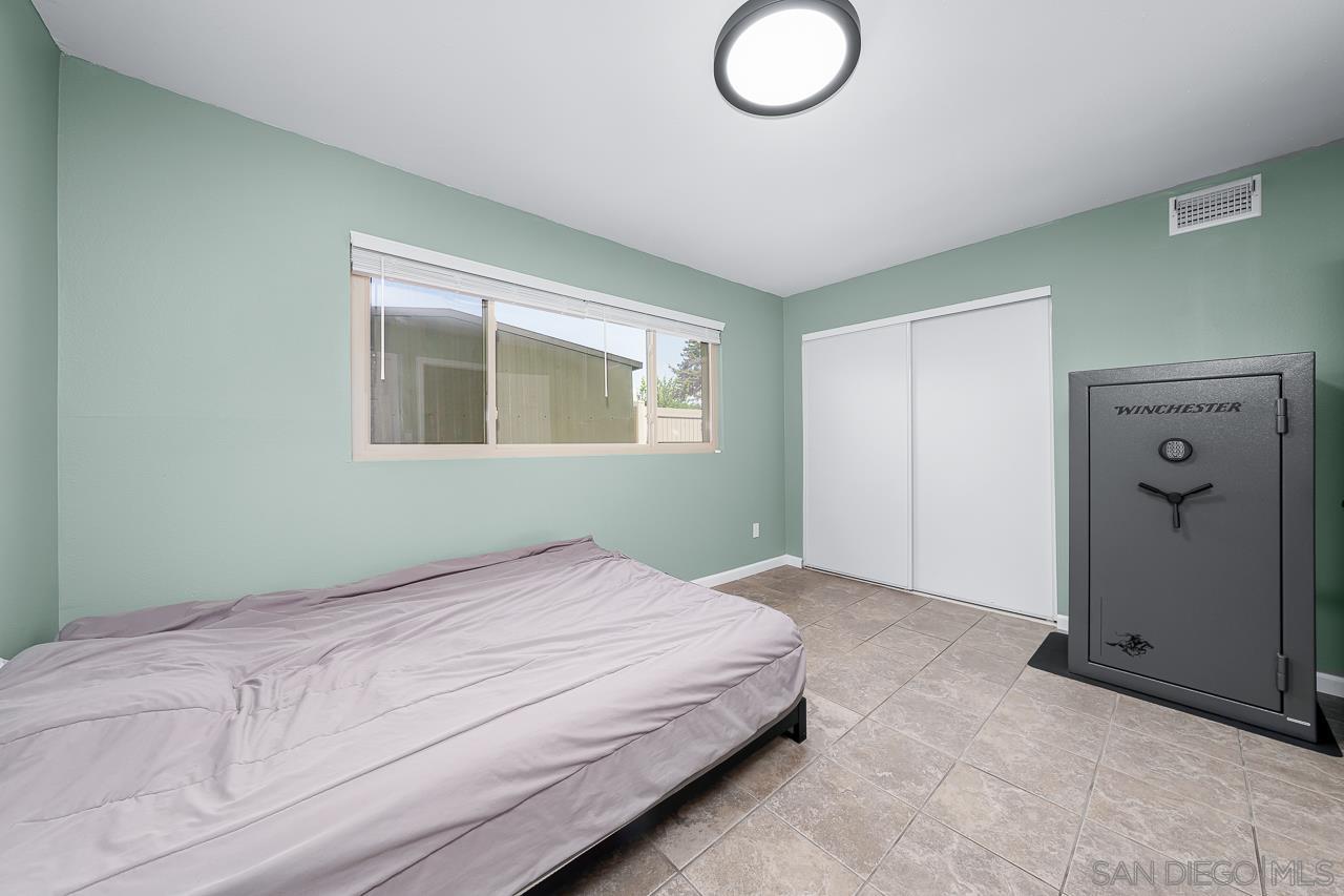 Detail Gallery Image 13 of 39 For 9070  Calle Lucia, Lakeside,  CA 92040 - 4 Beds | 2 Baths