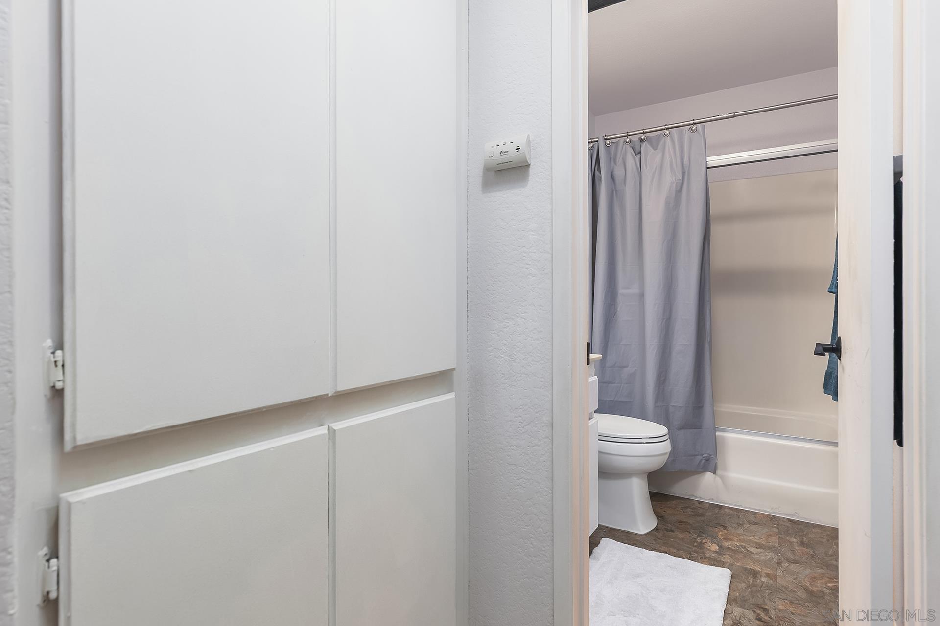Detail Gallery Image 18 of 29 For 6350  Genesee Ave  #108,  San Diego,  CA 92122 - 1 Beds | 1 Baths