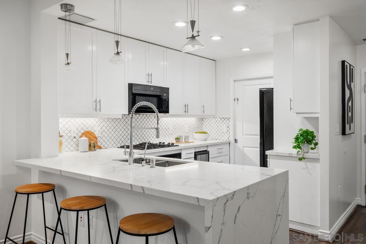 Detail Gallery Image 8 of 30 For 850  Beech St  #203,  San Diego,  CA 92101 - 2 Beds | 2 Baths