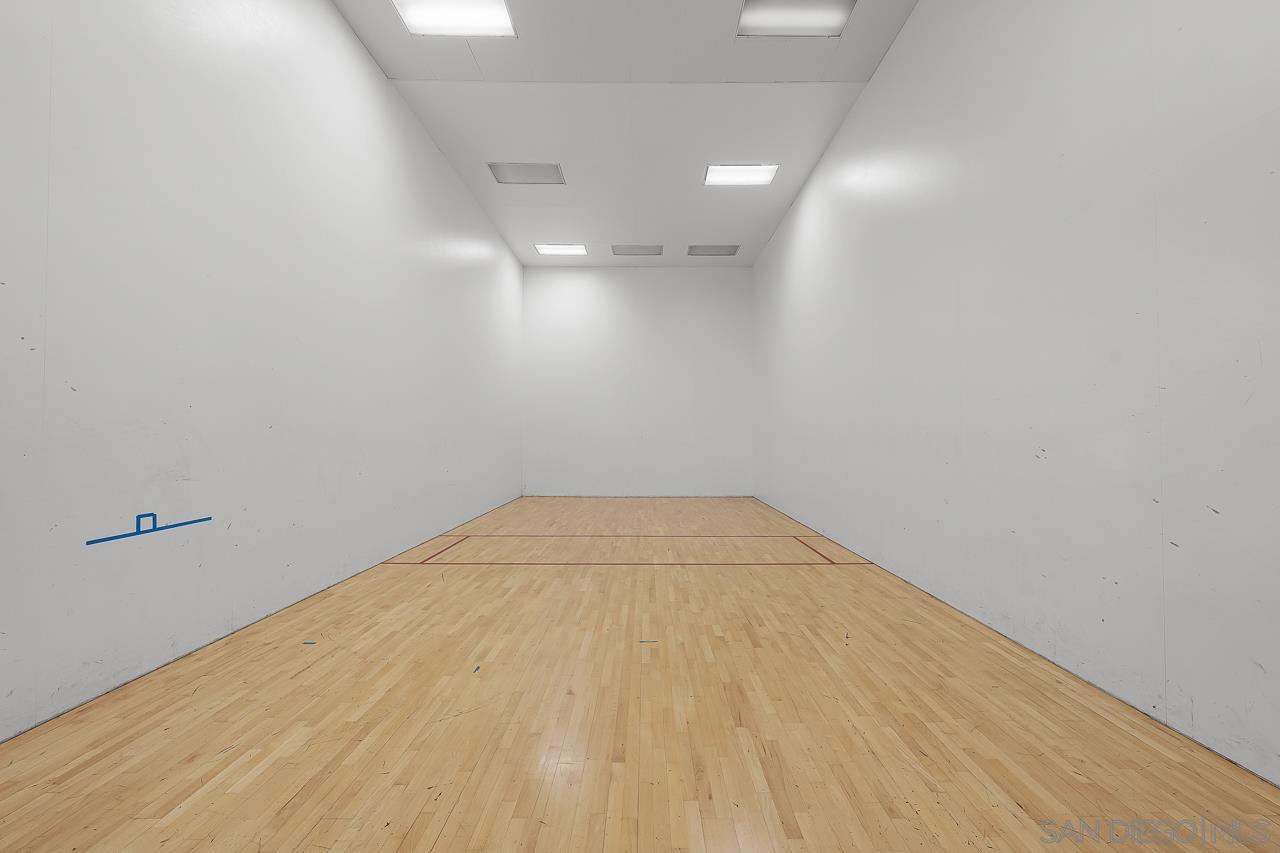 Detail Gallery Image 24 of 32 For 12015  Alta Carmel Ct  #299,  San Diego,  CA 92128 - 1 Beds | 1 Baths