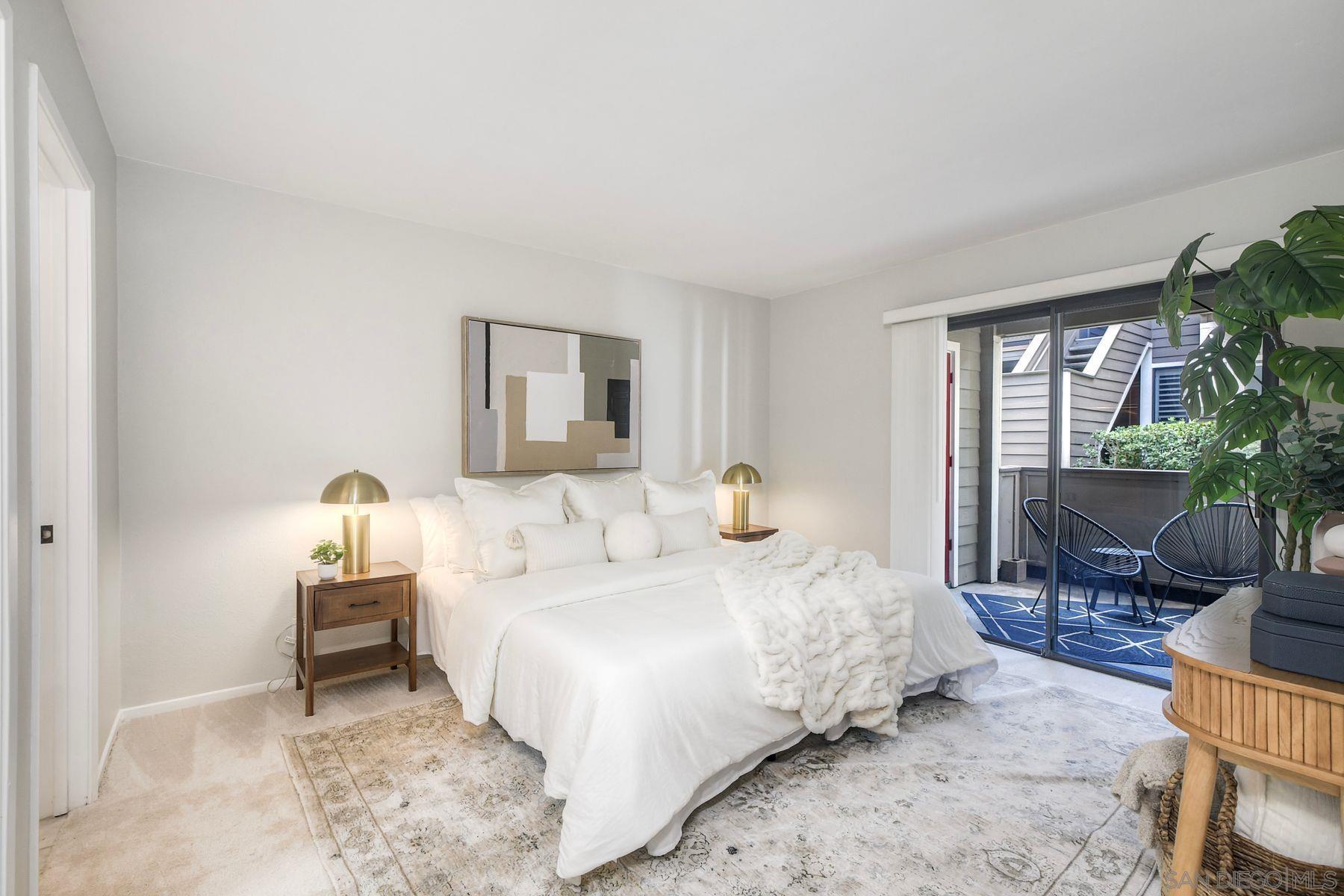 Detail Gallery Image 15 of 48 For 1087  Shadowridge Dr  #107,  Vista,  CA 92081 - 2 Beds | 2 Baths