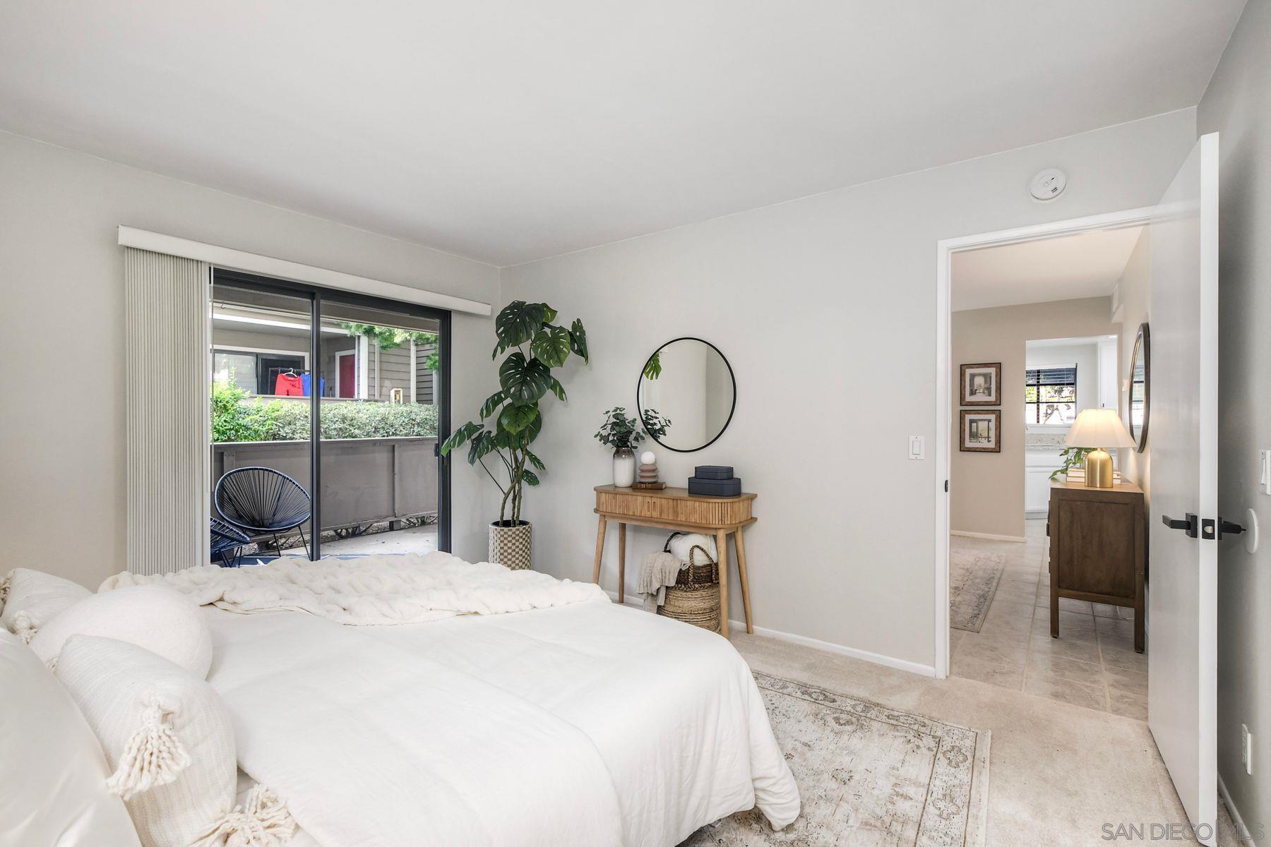 Detail Gallery Image 16 of 48 For 1087  Shadowridge Dr  #107,  Vista,  CA 92081 - 2 Beds | 2 Baths