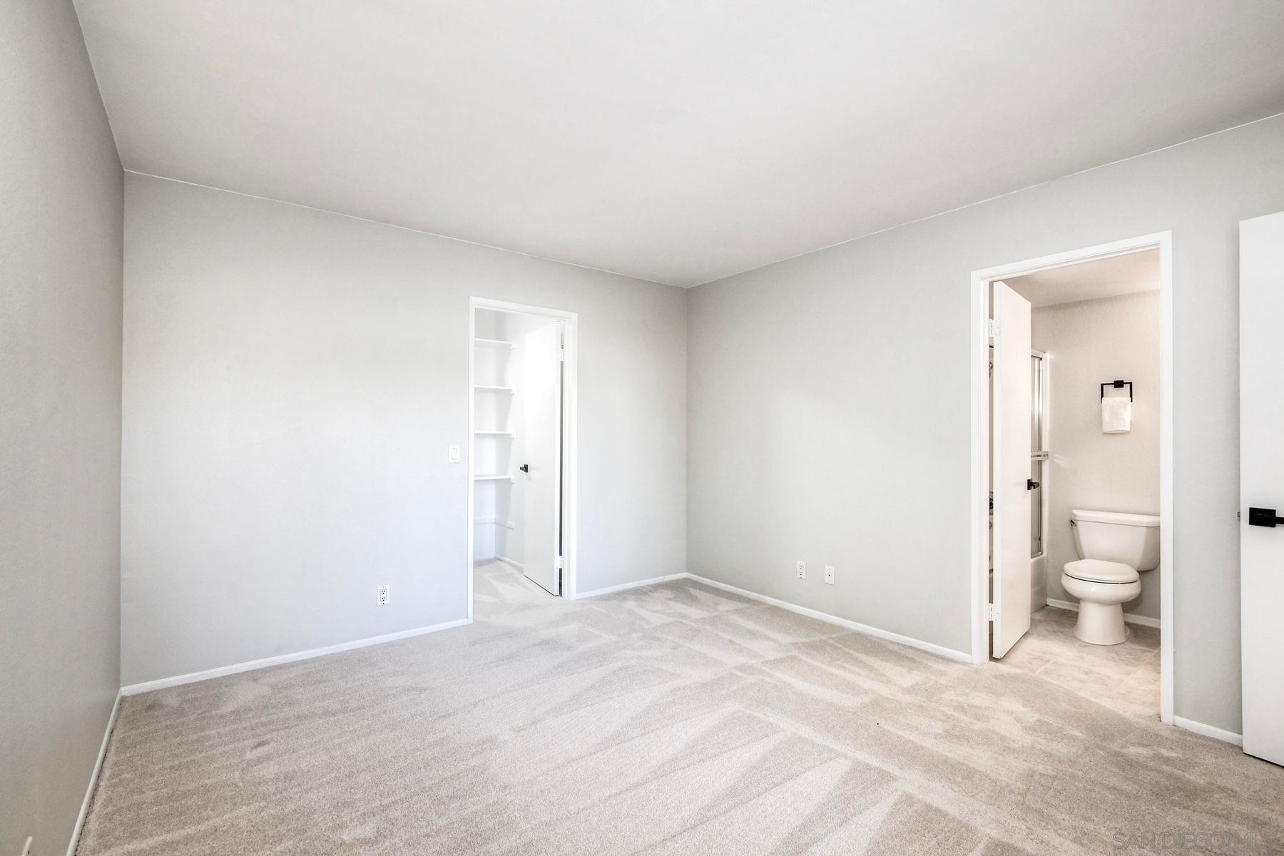 Detail Gallery Image 21 of 48 For 1087  Shadowridge Dr  #107,  Vista,  CA 92081 - 2 Beds | 2 Baths