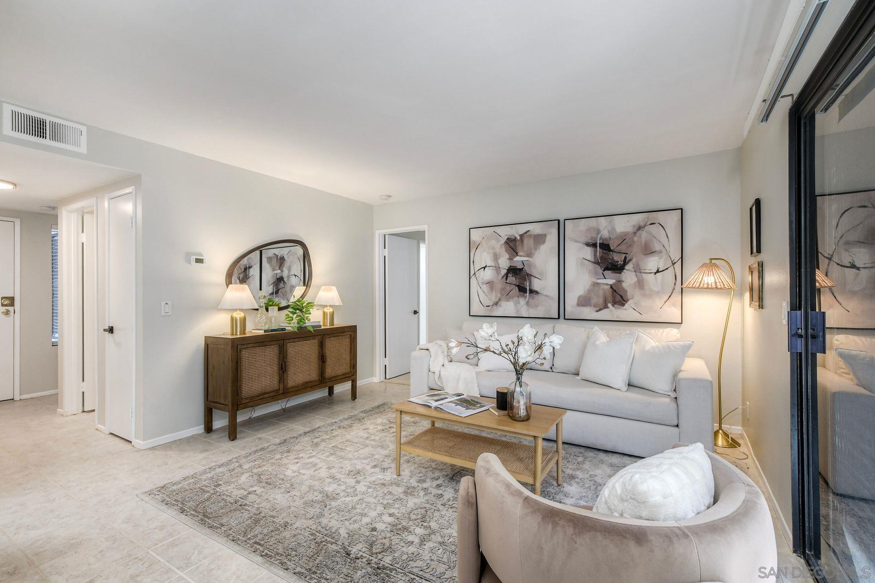 Detail Gallery Image 4 of 48 For 1087  Shadowridge Dr  #107,  Vista,  CA 92081 - 2 Beds | 2 Baths