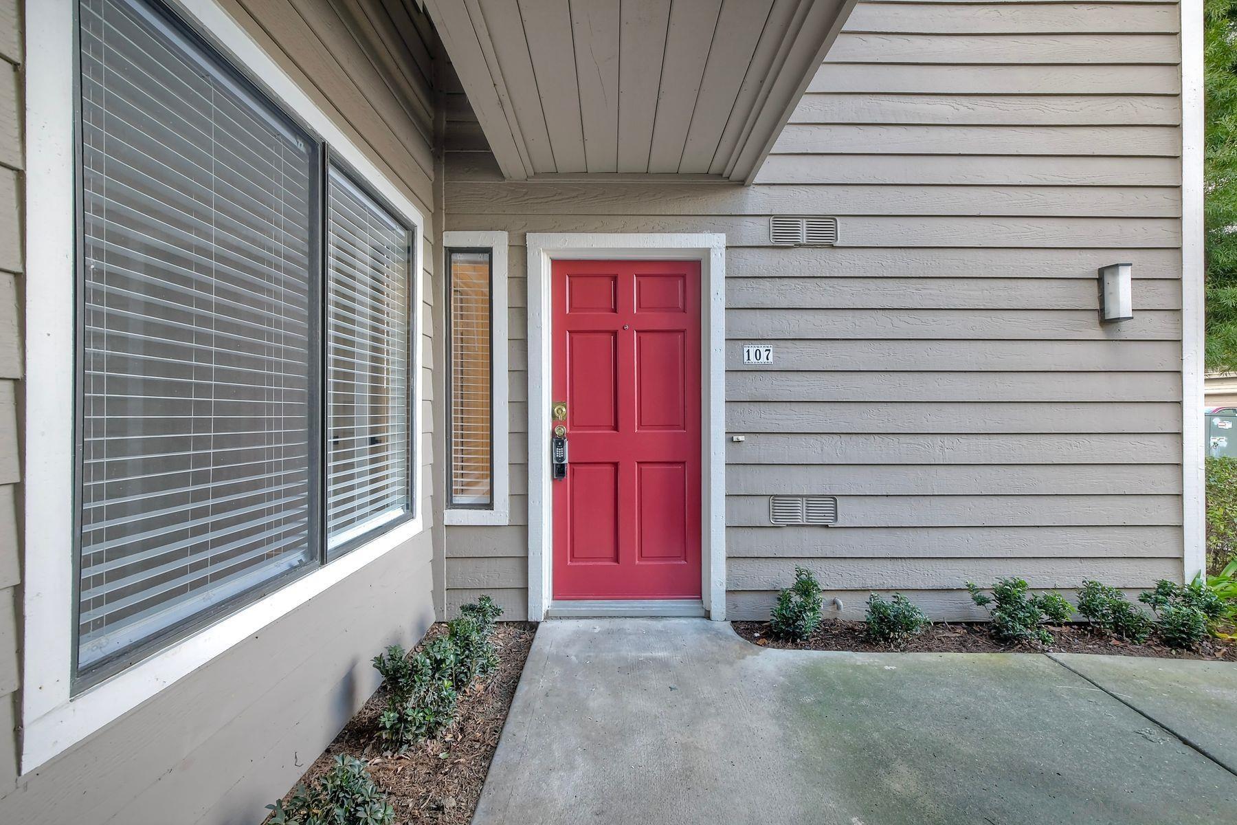 Detail Gallery Image 33 of 48 For 1087  Shadowridge Dr  #107,  Vista,  CA 92081 - 2 Beds | 2 Baths