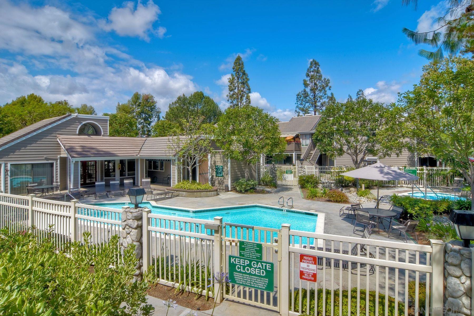 Detail Gallery Image 35 of 48 For 1087  Shadowridge Dr  #107,  Vista,  CA 92081 - 2 Beds | 2 Baths