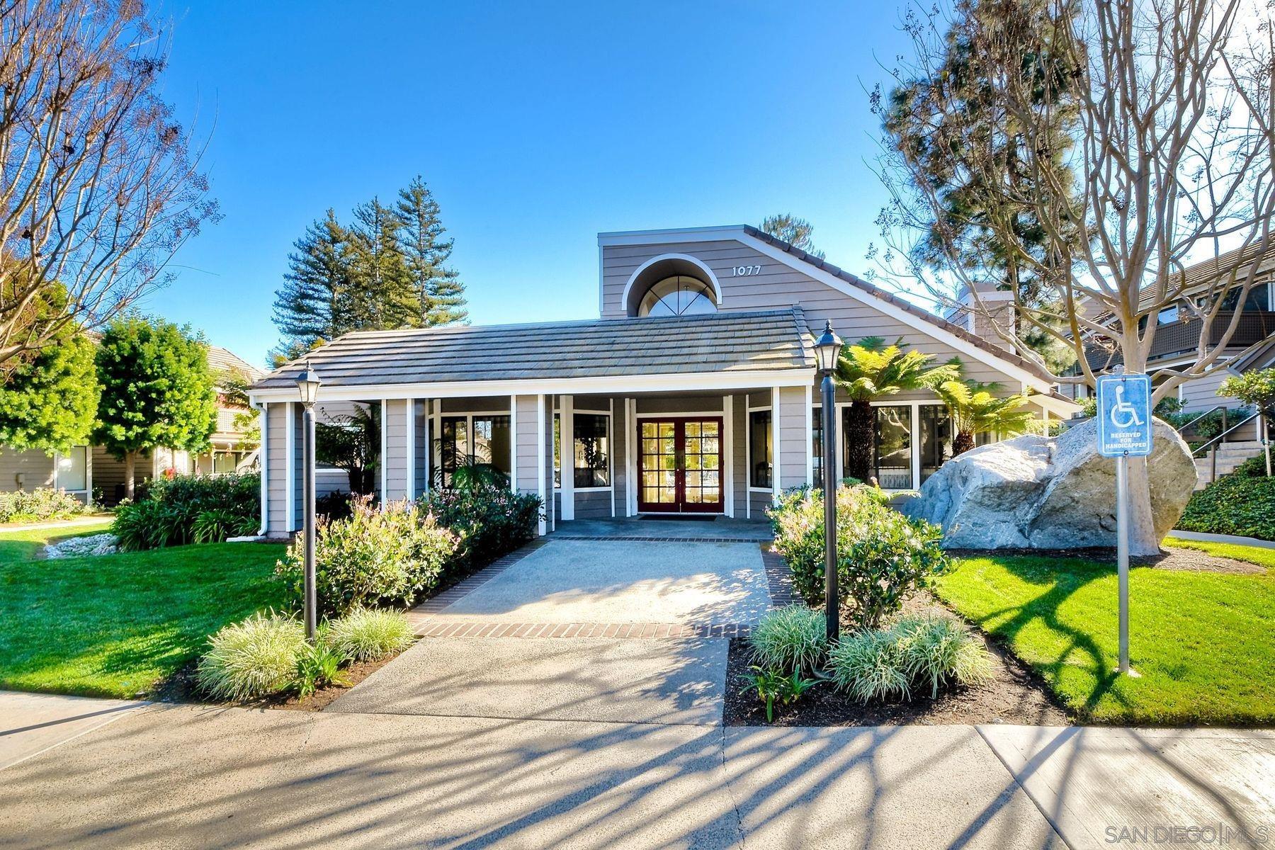 Detail Gallery Image 37 of 48 For 1087  Shadowridge Dr  #107,  Vista,  CA 92081 - 2 Beds | 2 Baths