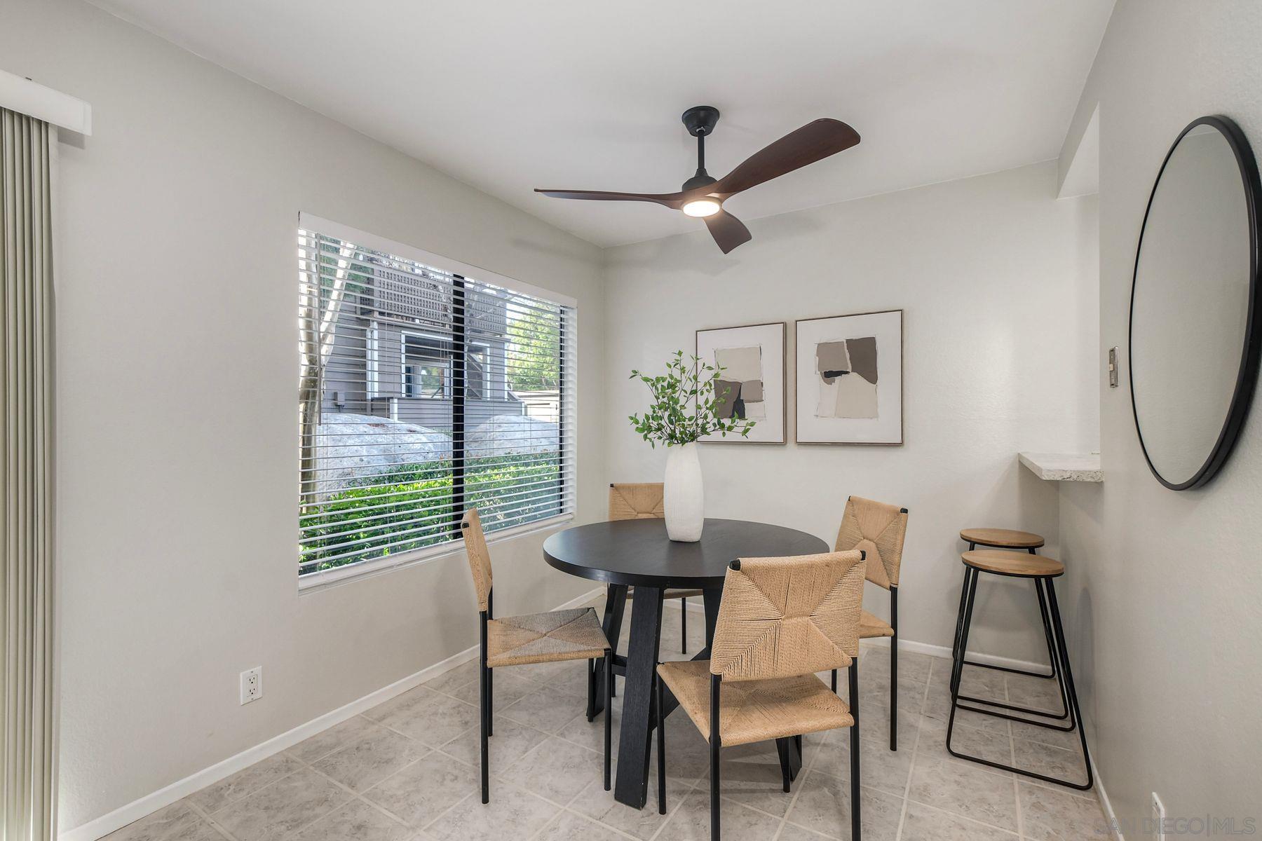 Detail Gallery Image 5 of 48 For 1087  Shadowridge Dr  #107,  Vista,  CA 92081 - 2 Beds | 2 Baths