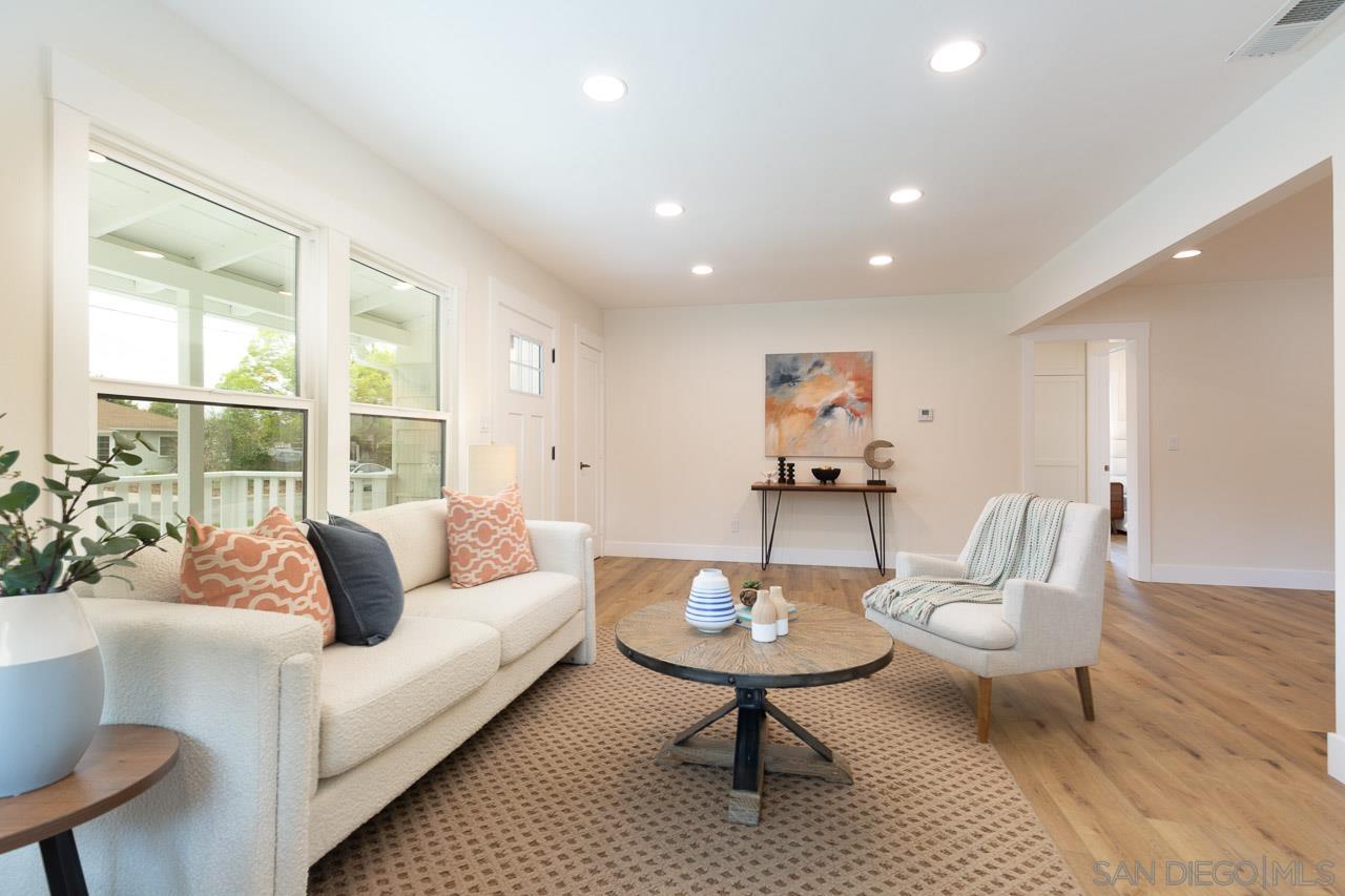 Front Image Thumbnail for SD2600310