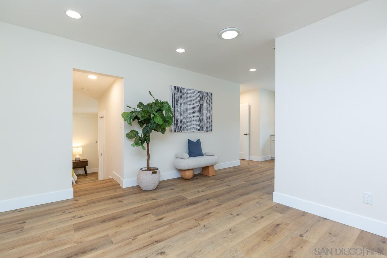 Detail Gallery Image 5 of 20 For 3892  Bass St., La Mesa,  CA 91941 - 4 Beds | 3 Baths