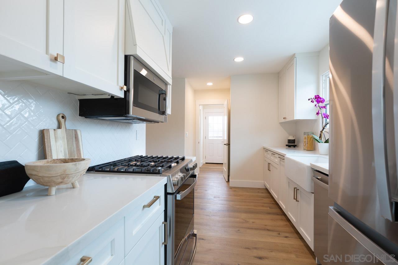 Detail Gallery Image 8 of 20 For 3892  Bass St., La Mesa,  CA 91941 - 4 Beds | 3 Baths