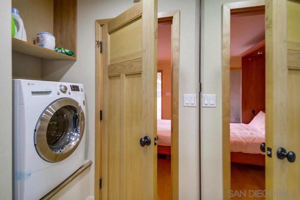 Detail Gallery Image 11 of 12 For 1049  Felspar St  22, San Diego,  CA 92109 - 0 Beds | 1 Baths