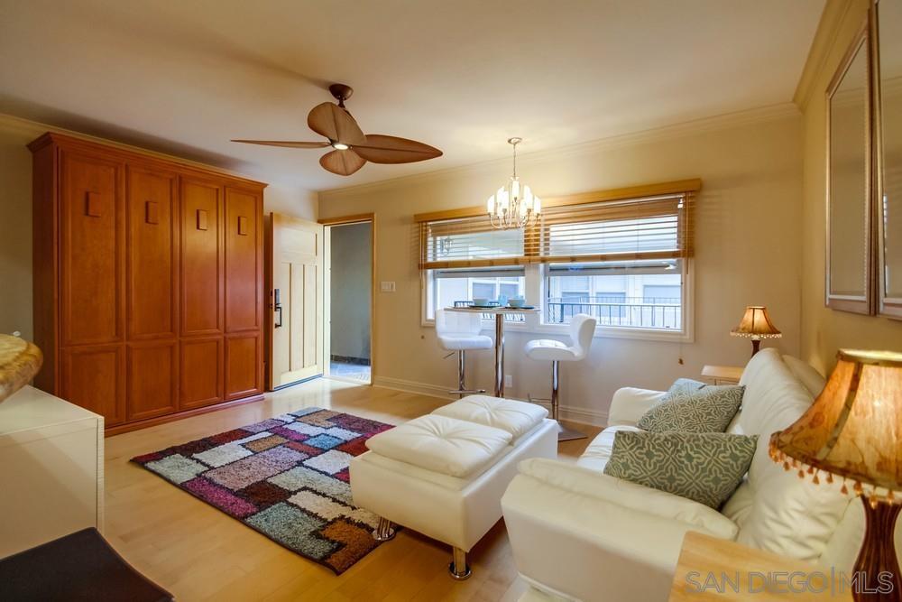 Detail Gallery Image 5 of 12 For 1049  Felspar St  22, San Diego,  CA 92109 - 0 Beds | 1 Baths