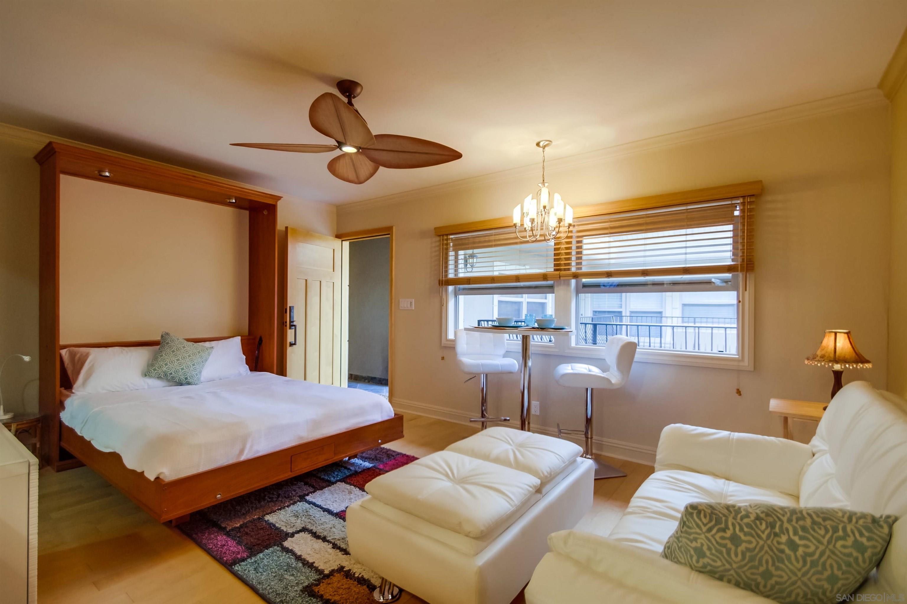 Detail Gallery Image 8 of 12 For 1049  Felspar St  22, San Diego,  CA 92109 - 0 Beds | 1 Baths