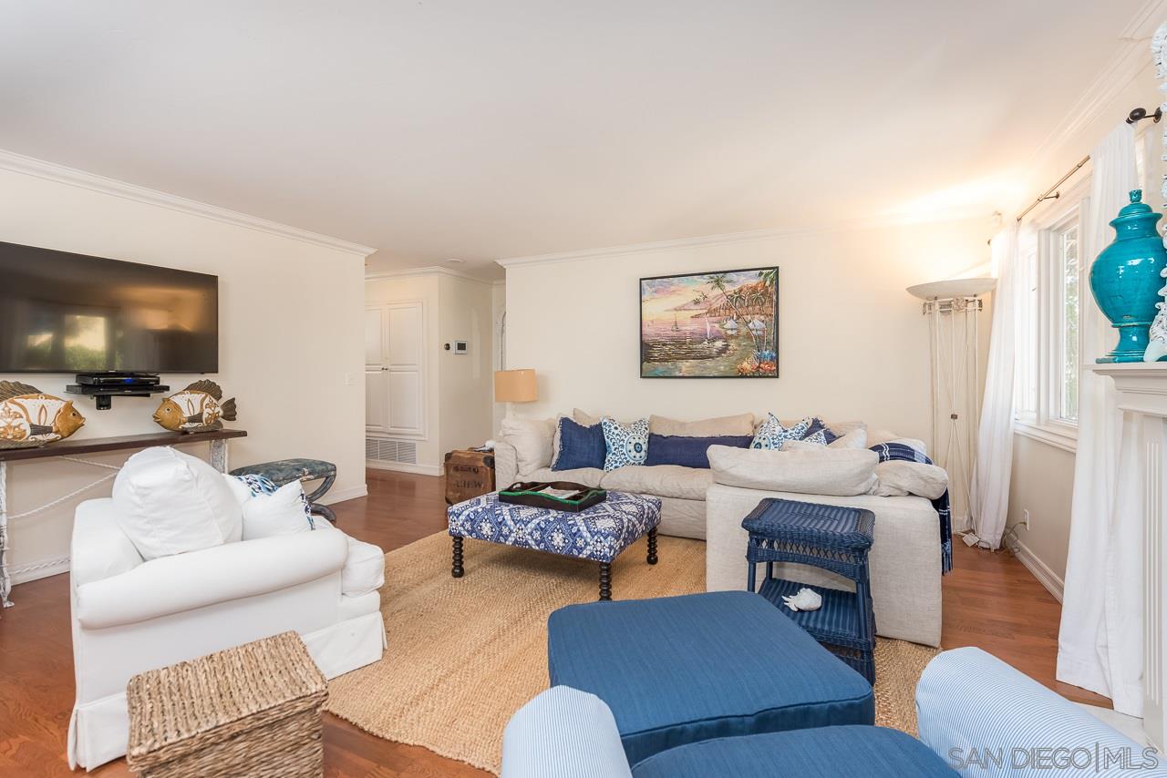 Detail Gallery Image 4 of 25 For 7337  Olivetas Ave, La Jolla,  CA 92037 - 4 Beds | 4 Baths