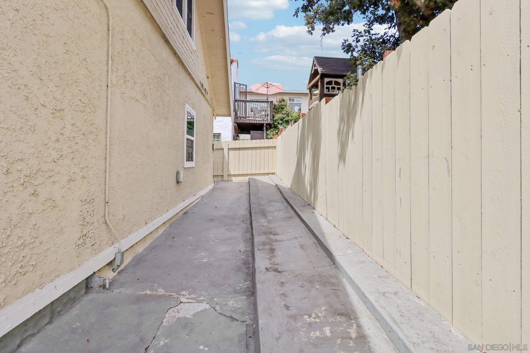 Detail Gallery Image 35 of 50 For 2804  C St, San Diego,  CA 92102 - 5 Beds | 3 Baths