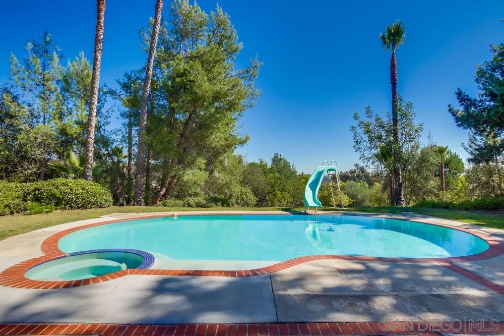 Detail Gallery Image 49 of 68 For 15235  Crestview Ct, Poway,  CA 92064 - 5 Beds | 2/1 Baths