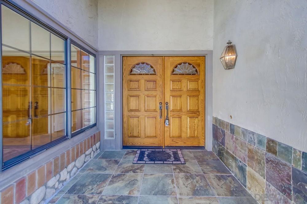 Detail Gallery Image 6 of 68 For 15235  Crestview Ct, Poway,  CA 92064 - 5 Beds | 2/1 Baths