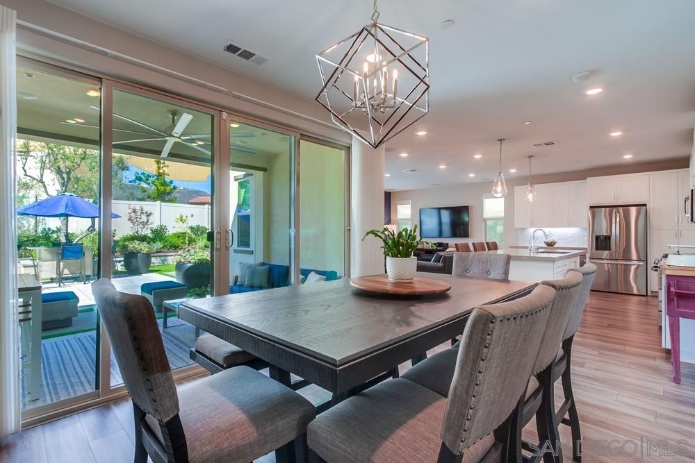 Detail Gallery Image 14 of 52 For 1933  Pascal Ct, Escondido,  CA 92026 - 4 Beds | 3 Baths