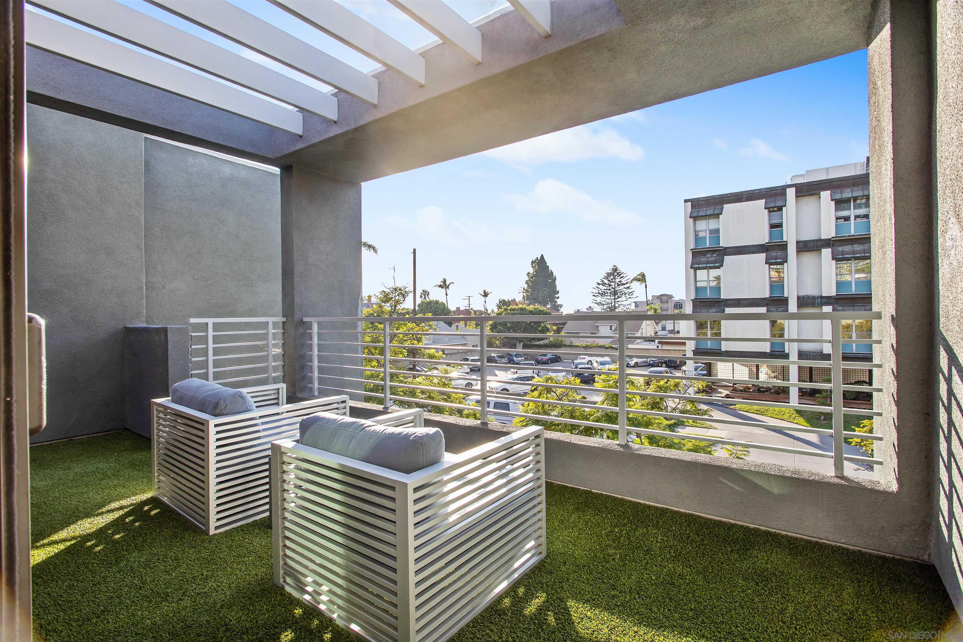 Detail Gallery Image 23 of 39 For 307  Upas St, San Diego,  CA 92103 - 2 Beds | 2/1 Baths