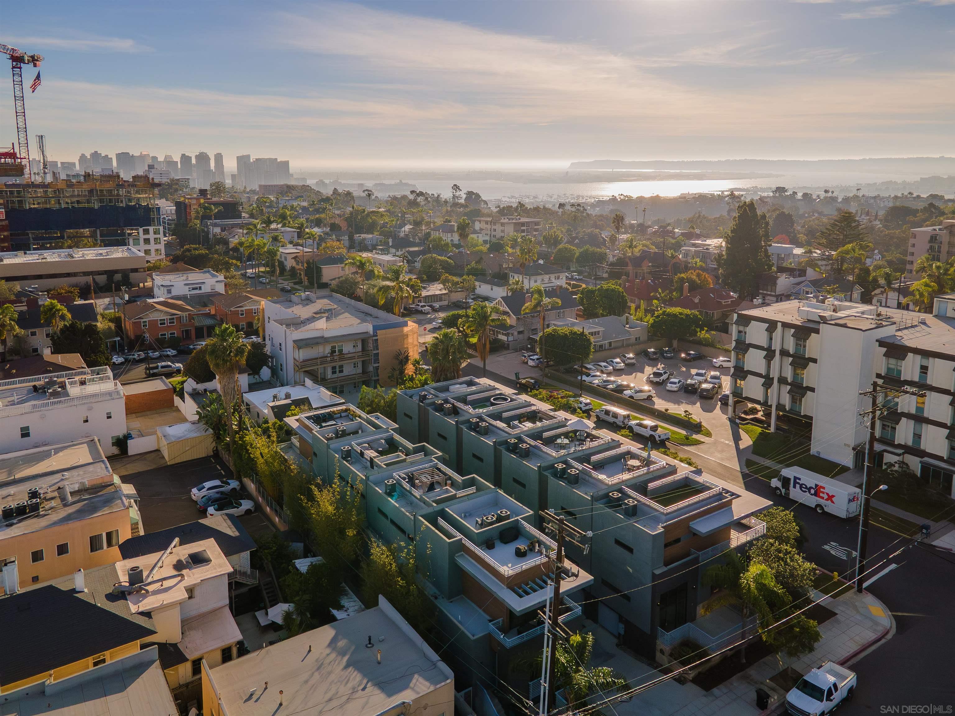 Detail Gallery Image 27 of 39 For 307  Upas St, San Diego,  CA 92103 - 2 Beds | 2/1 Baths