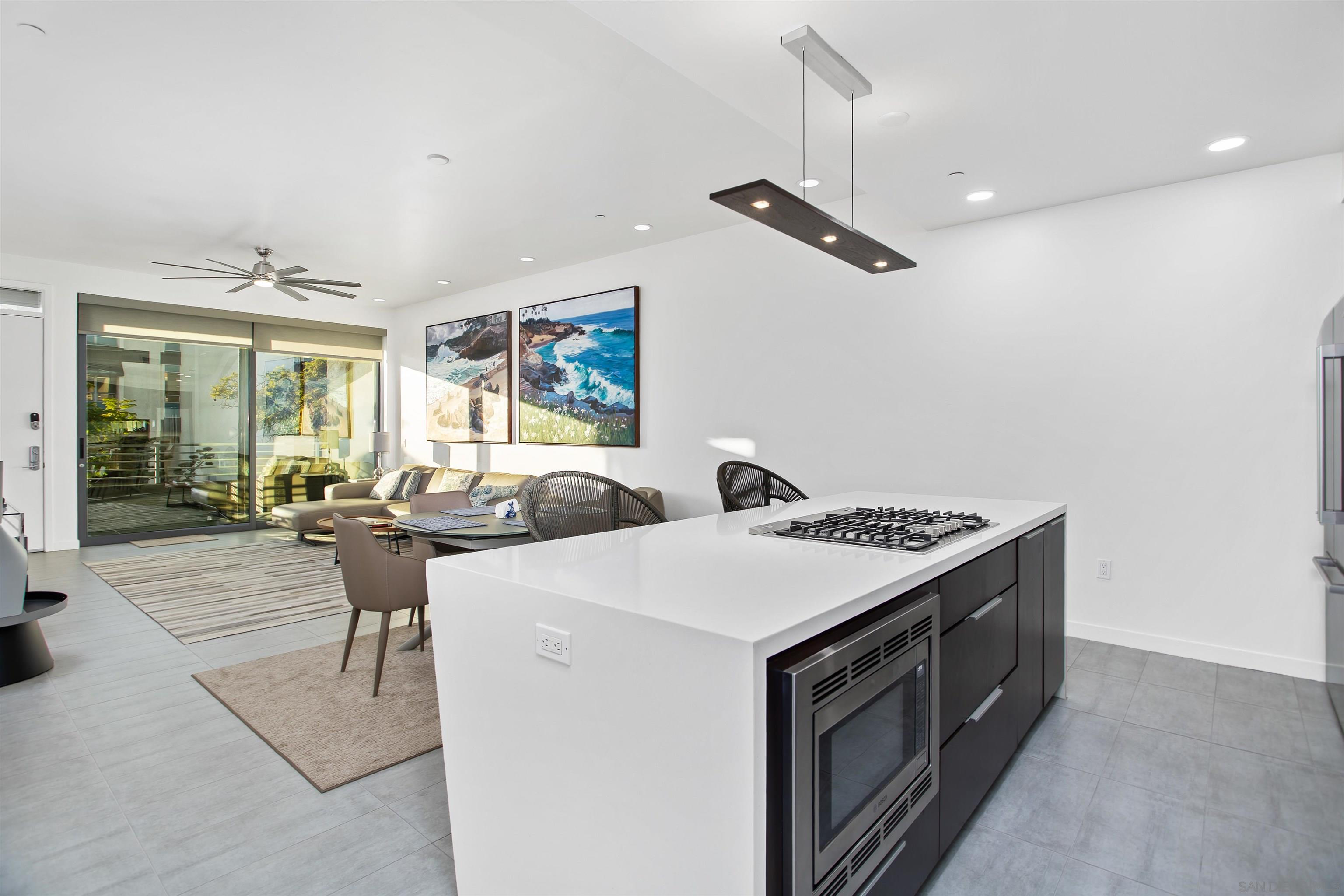 Detail Gallery Image 9 of 39 For 307  Upas St, San Diego,  CA 92103 - 2 Beds | 2/1 Baths