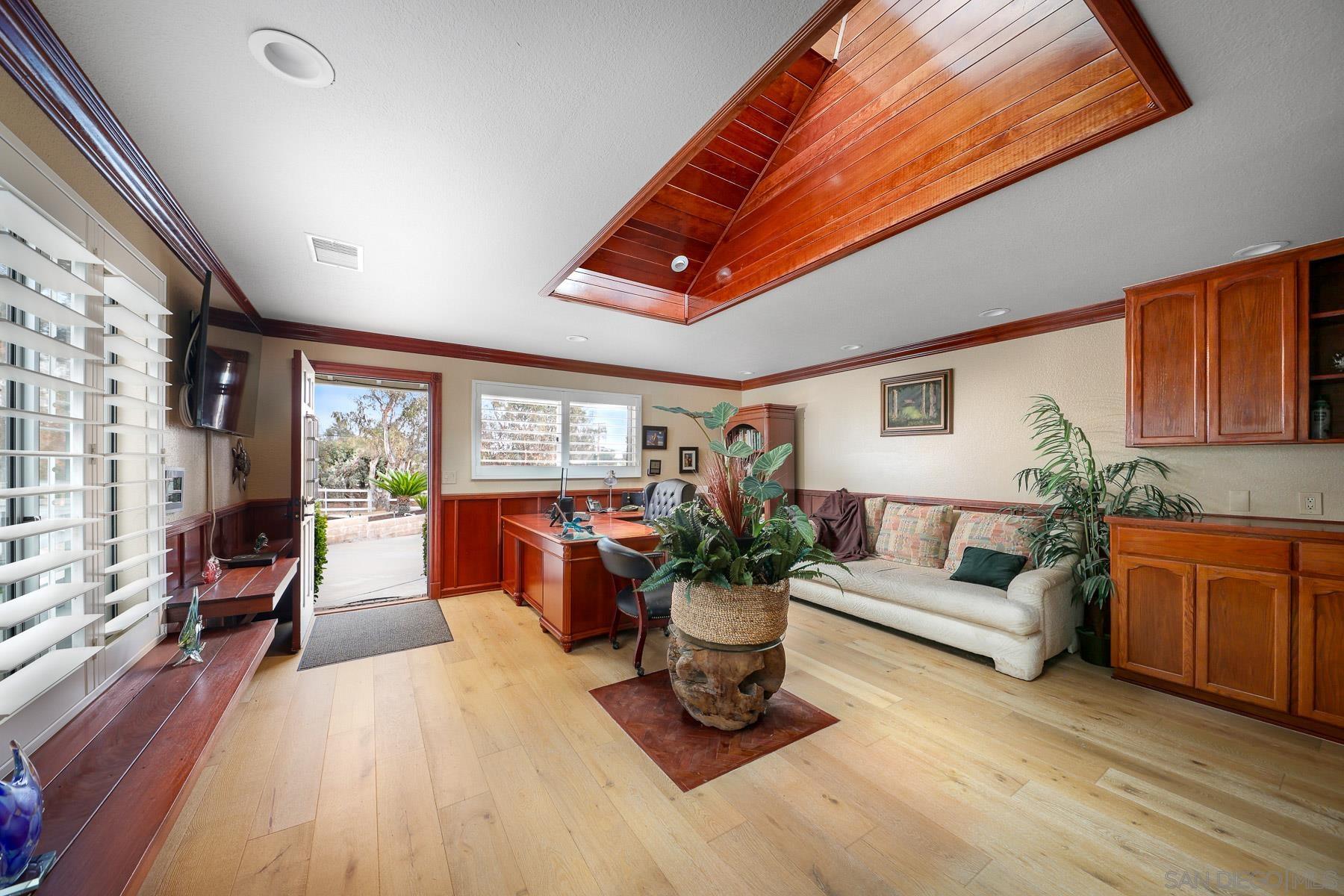 Detail Gallery Image 12 of 26 For 13764  Mcnally Rd, Valley Center,  CA 92082 - 4 Beds | 3/1 Baths