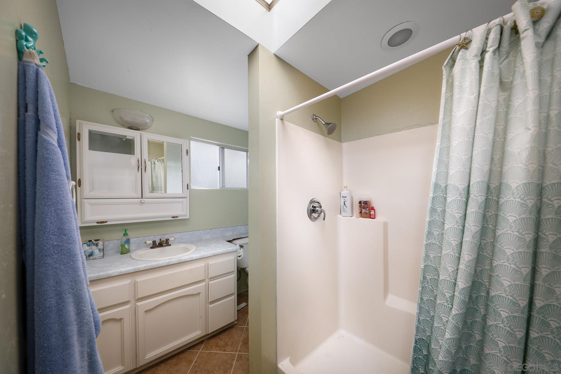 Detail Gallery Image 17 of 26 For 13764  Mcnally Rd, Valley Center,  CA 92082 - 4 Beds | 3/1 Baths