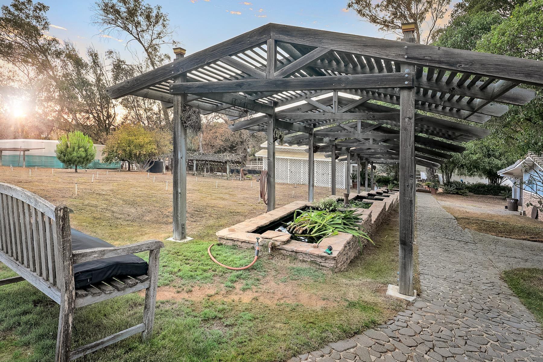 Detail Gallery Image 18 of 26 For 13764  Mcnally Rd, Valley Center,  CA 92082 - 4 Beds | 3/1 Baths