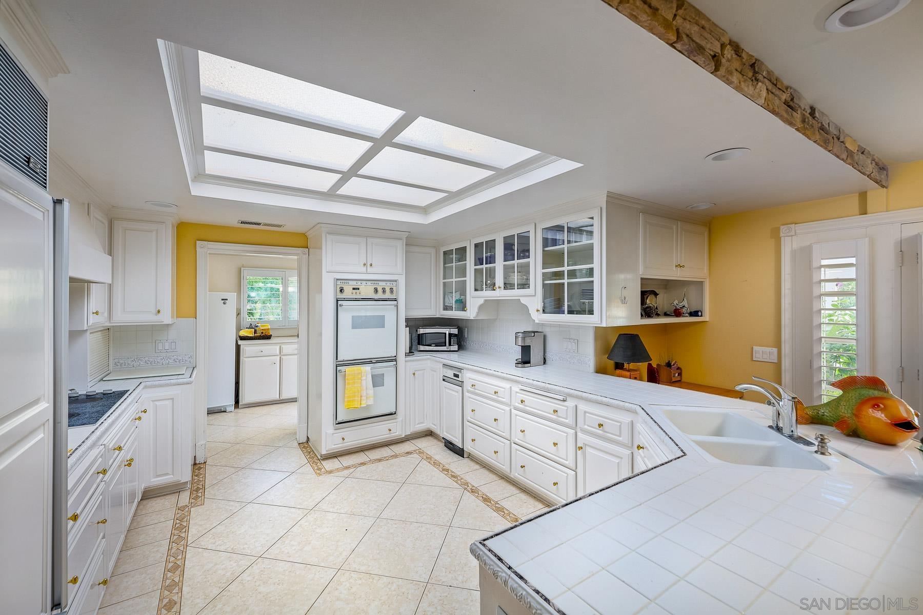 Detail Gallery Image 6 of 26 For 13764  Mcnally Rd, Valley Center,  CA 92082 - 4 Beds | 3/1 Baths