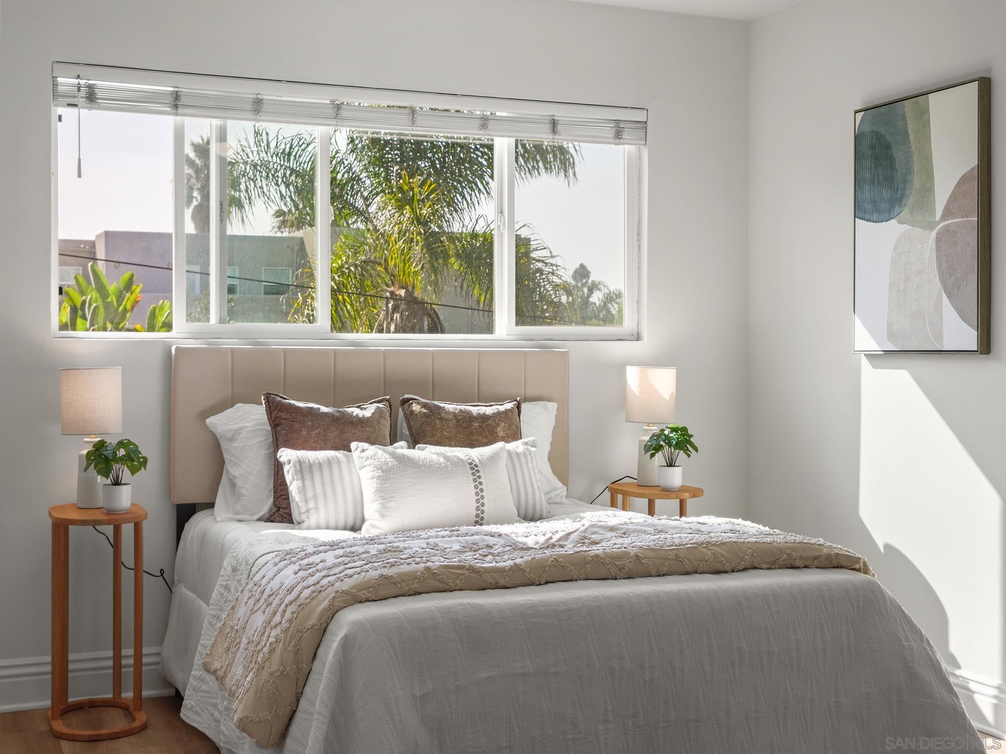 Detail Gallery Image 14 of 28 For 1361  Felspar St  #7,  San Diego,  CA 92109 - 2 Beds | 2 Baths