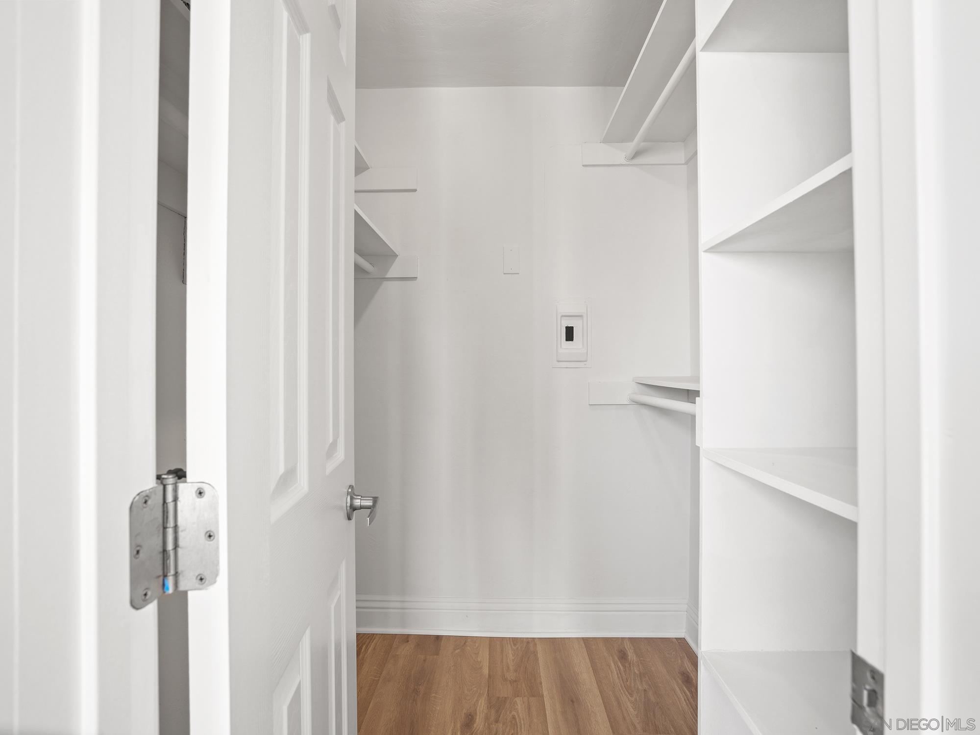 Detail Gallery Image 21 of 28 For 1361  Felspar St  #7,  San Diego,  CA 92109 - 2 Beds | 2 Baths