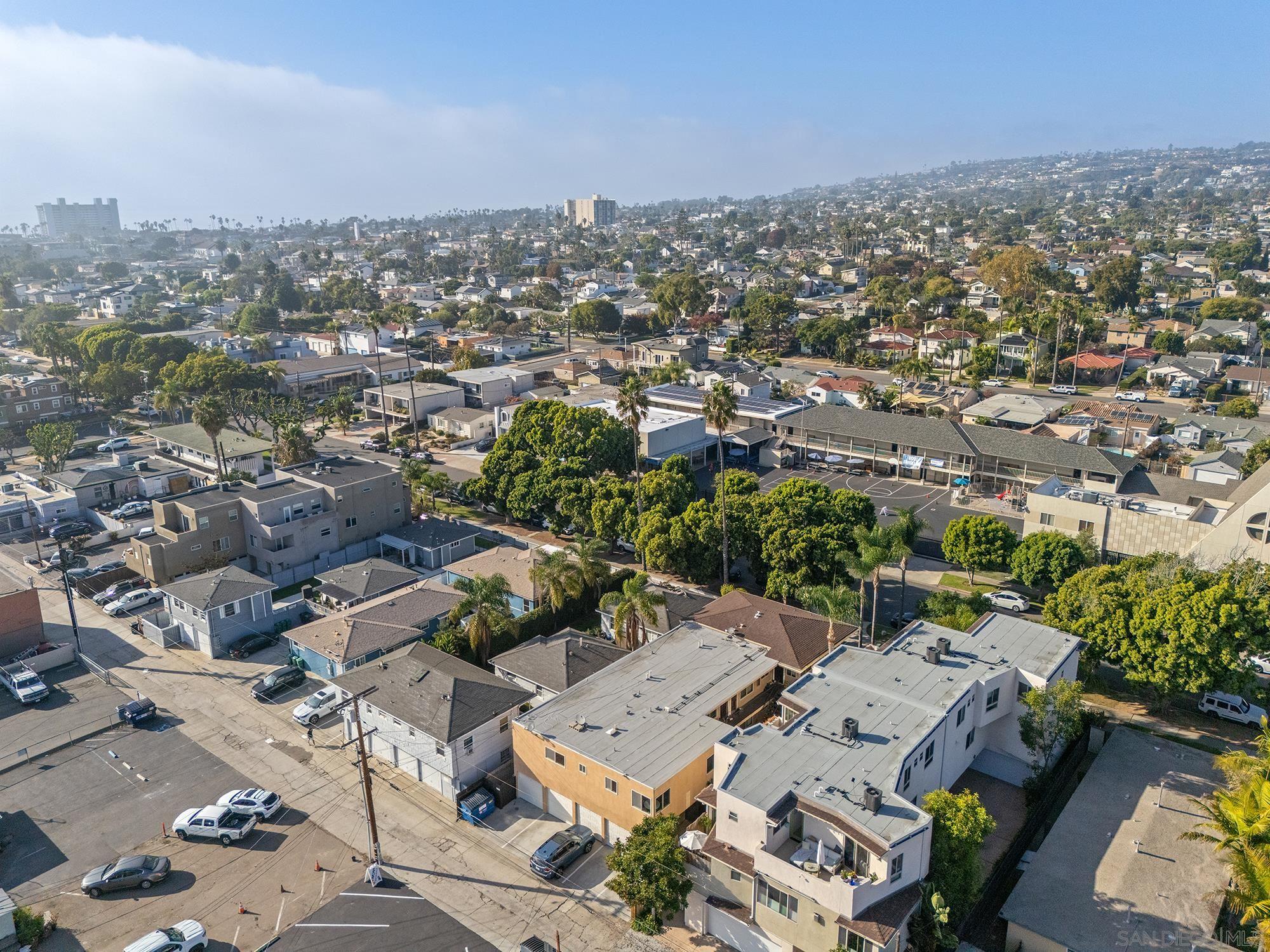 Detail Gallery Image 27 of 28 For 1361  Felspar St  #7,  San Diego,  CA 92109 - 2 Beds | 2 Baths