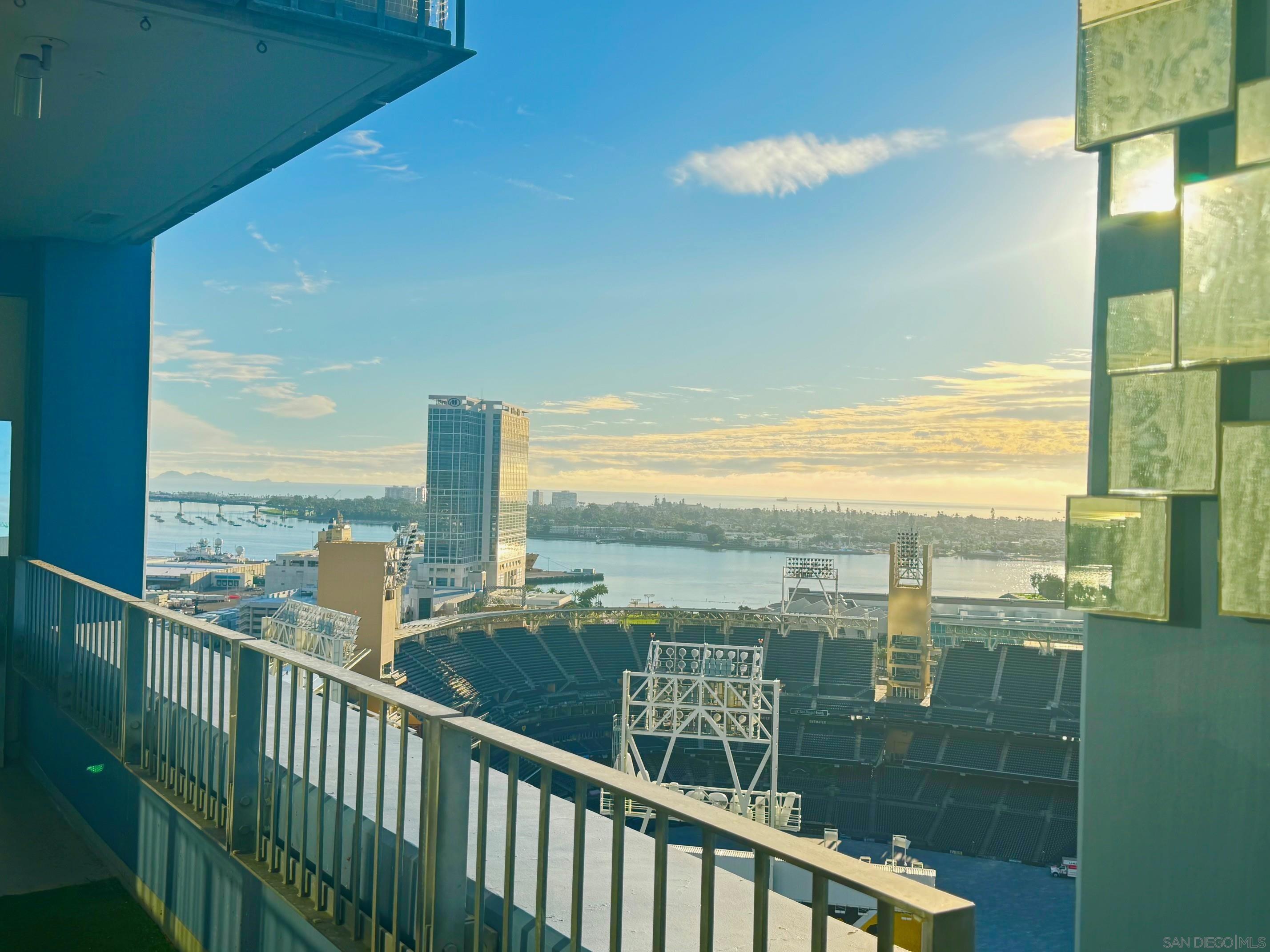 Detail Gallery Image 19 of 45 For 321  10th Ave  2204, San Diego,  CA 92101 - 2 Beds | 2 Baths