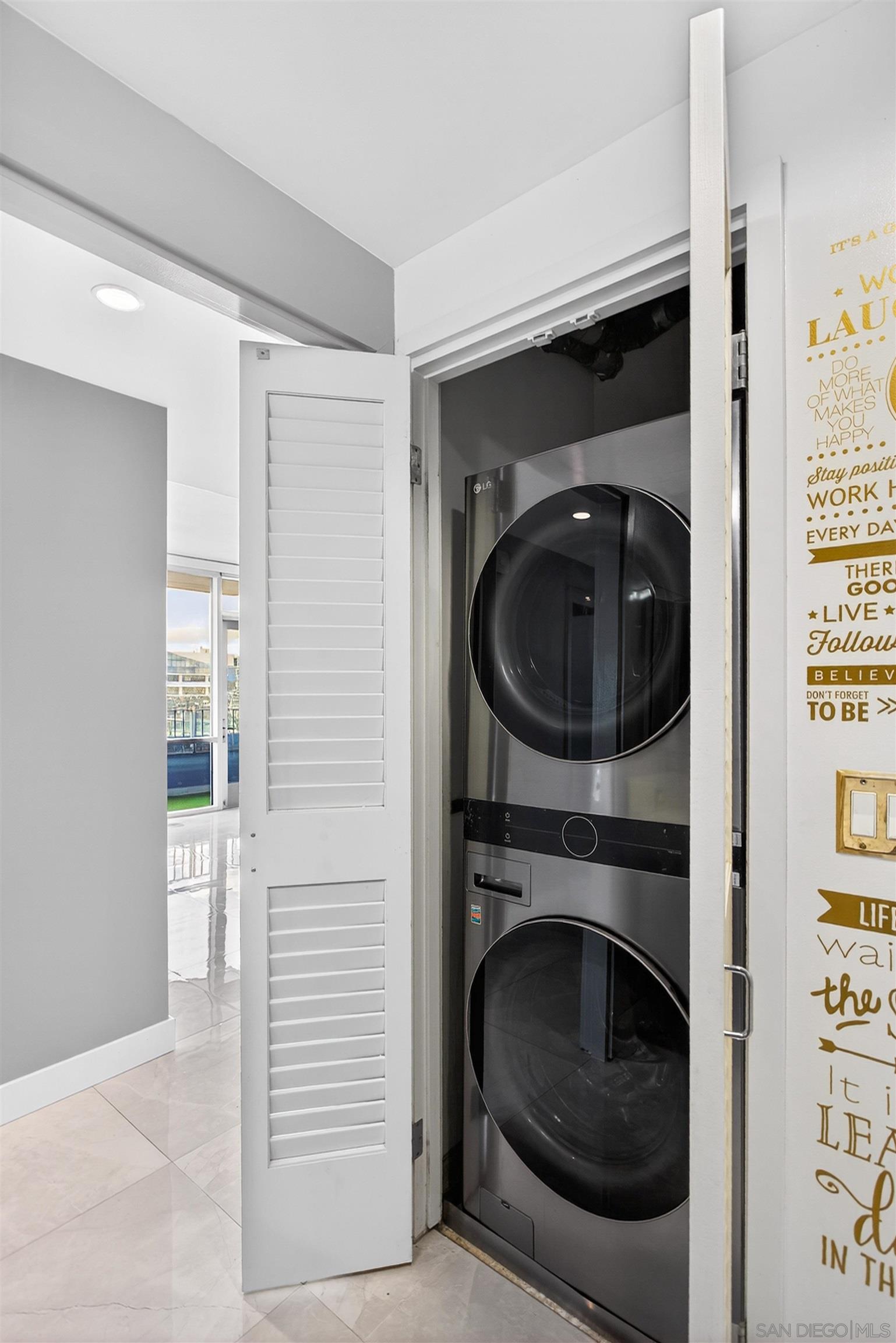 Detail Gallery Image 23 of 45 For 321  10th Ave  2204, San Diego,  CA 92101 - 2 Beds | 2 Baths