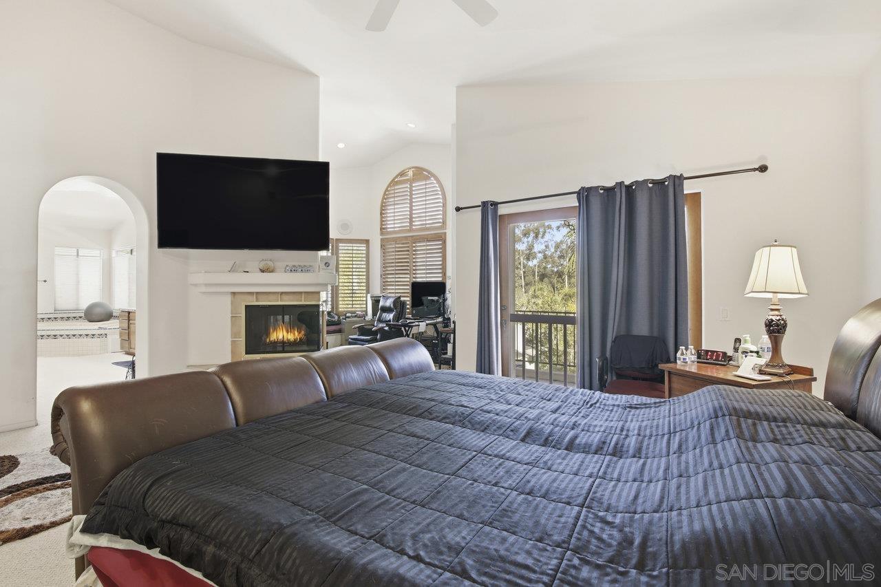 Detail Gallery Image 23 of 52 For 10405  White Birch Dr, San Diego,  CA 92131 - 6 Beds | 5/1 Baths