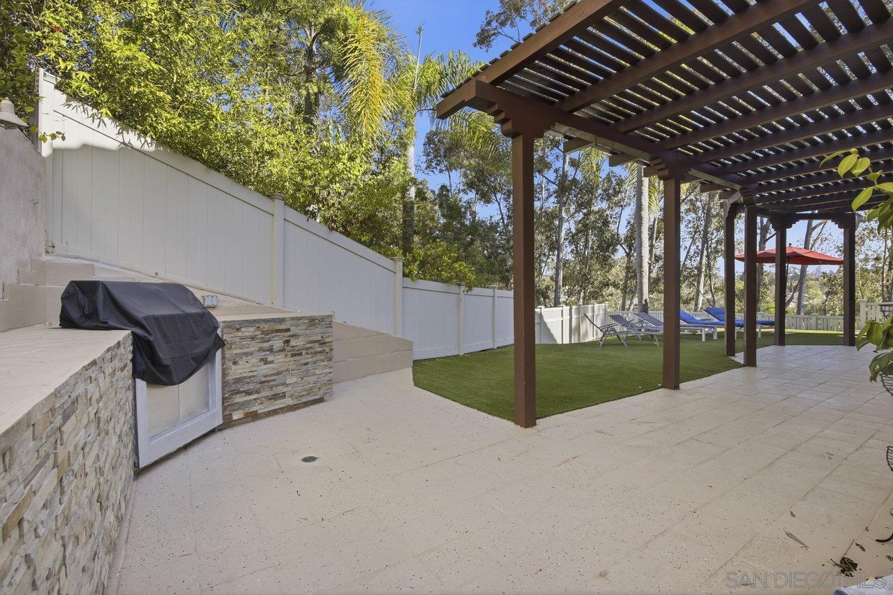 Detail Gallery Image 37 of 52 For 10405  White Birch Dr, San Diego,  CA 92131 - 6 Beds | 5/1 Baths