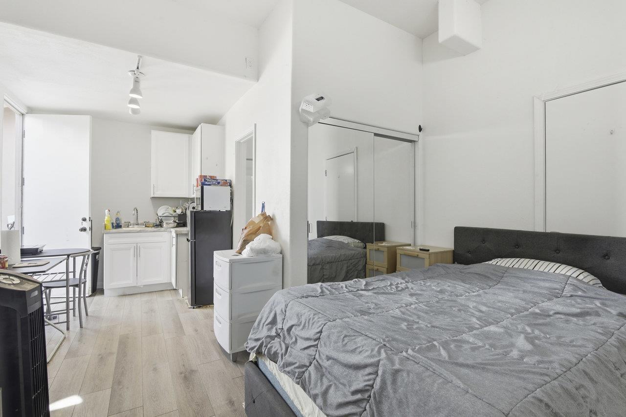 Detail Gallery Image 43 of 52 For 10405  White Birch Dr, San Diego,  CA 92131 - 6 Beds | 5/1 Baths