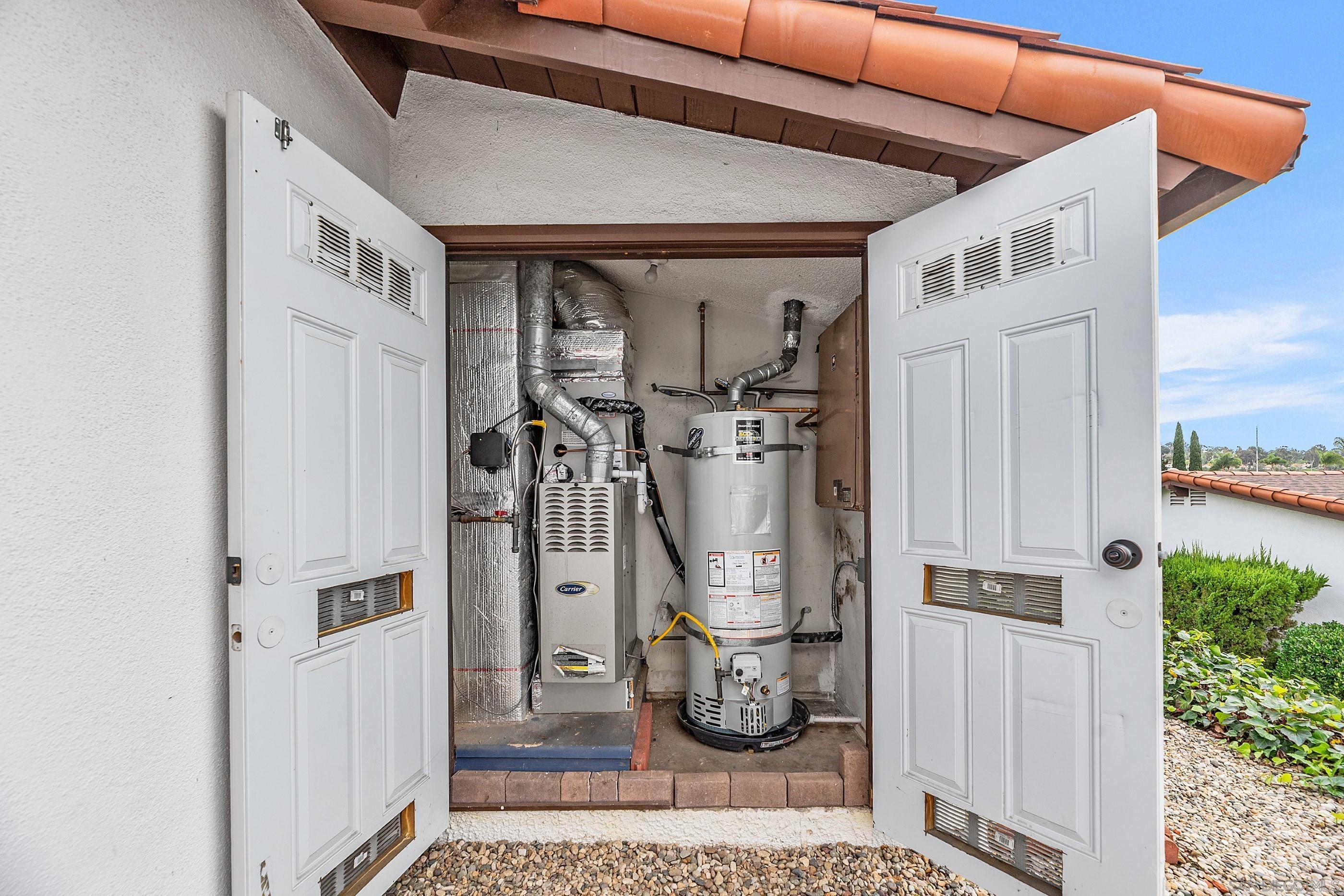 Detail Gallery Image 32 of 42 For 16555  Caminito Vecinos  #39,  San Diego,  CA 92128 - 2 Beds | 2 Baths