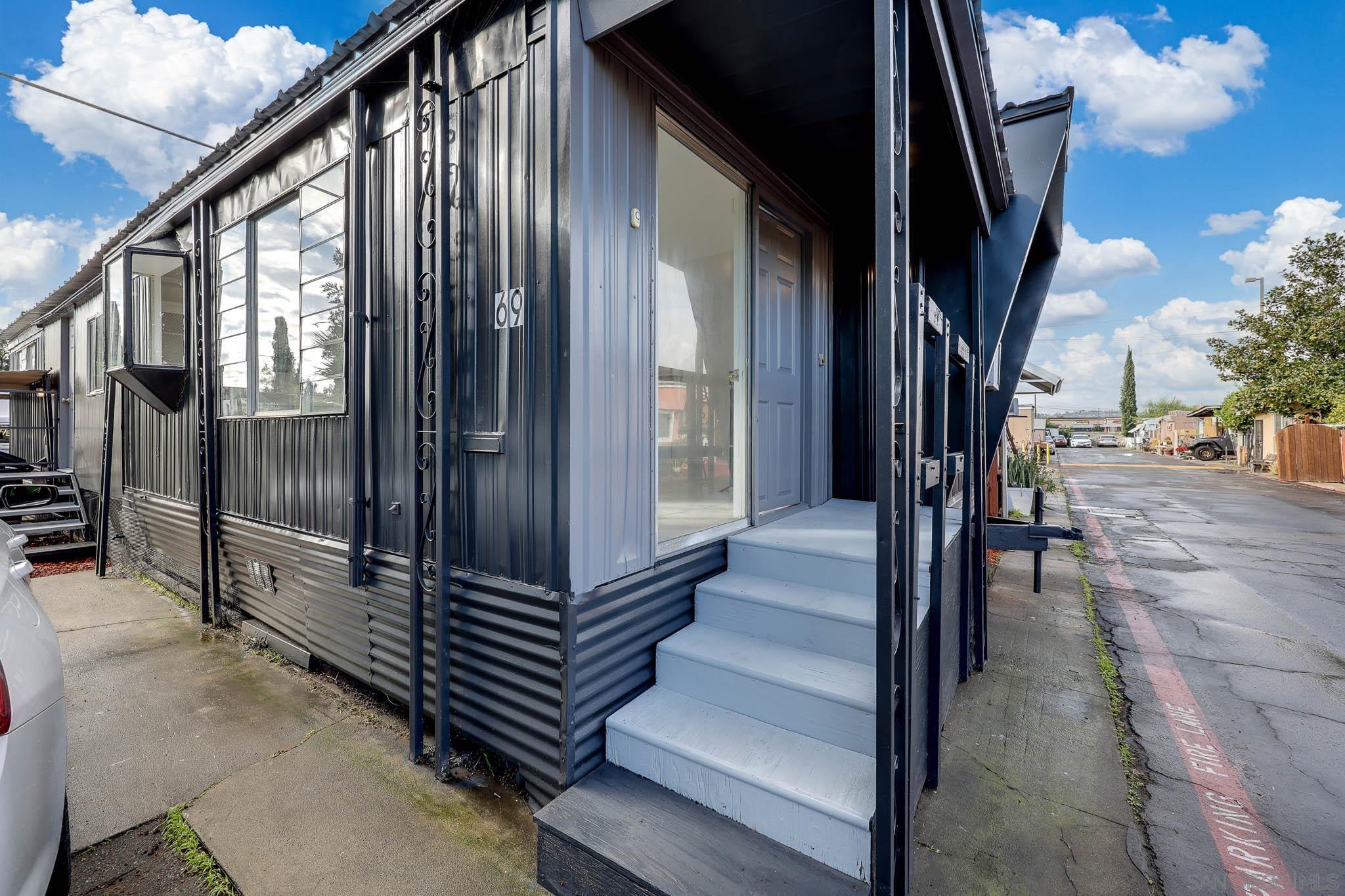 Detail Gallery Image 12 of 13 For 150 S Anza St  Spc 69,  El Cajon,  CA 92020 - 2 Beds | 1/1 Baths